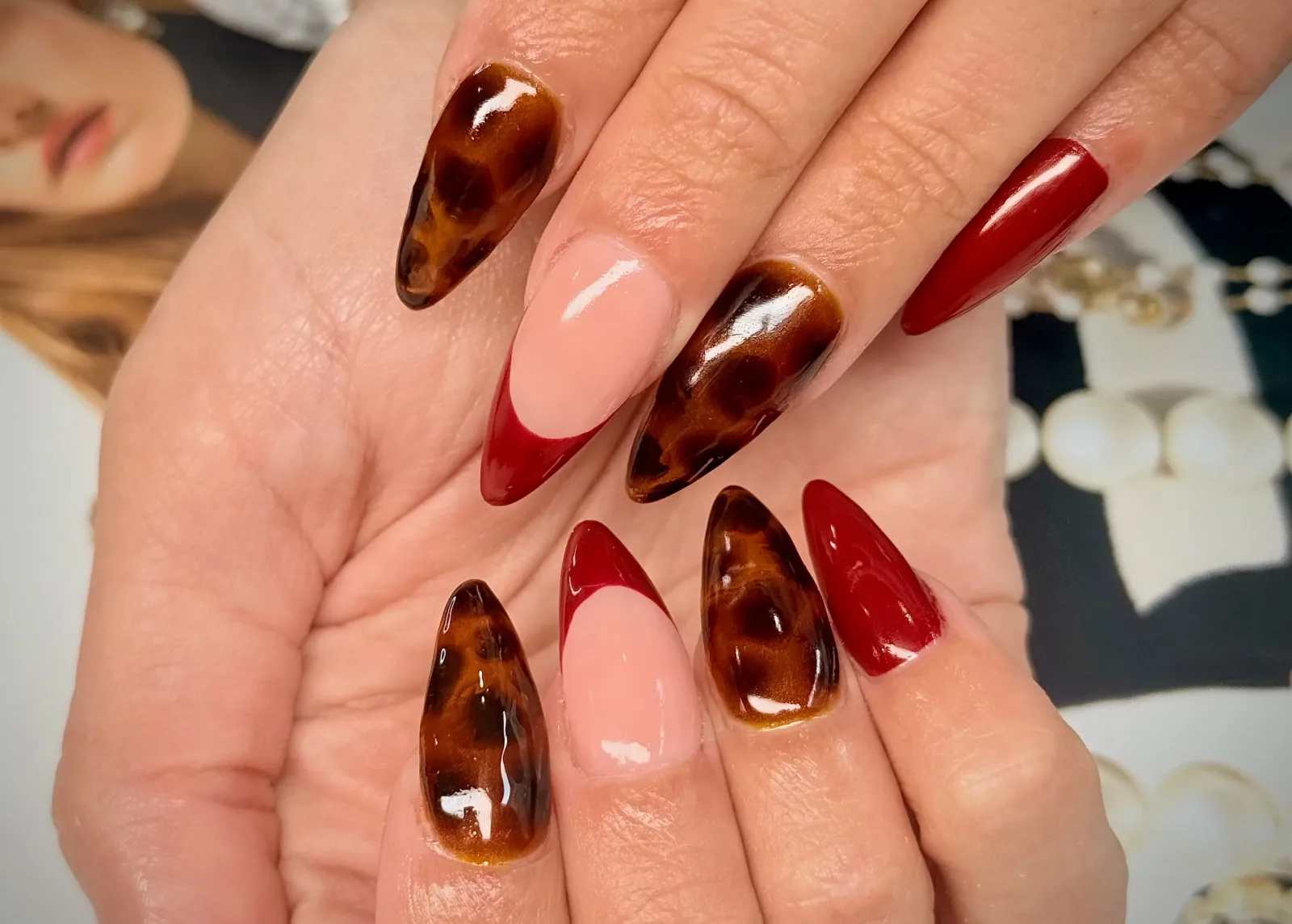 SL Nails - Onglerie Cognac - SL Nails - Photo Galerie - OneBooking