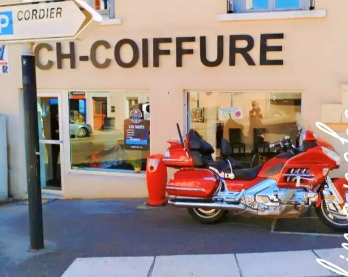CH Coiffure - Coiffure Saint-Genis-Laval - CH Coiffure - Photo Galerie - OneBooking