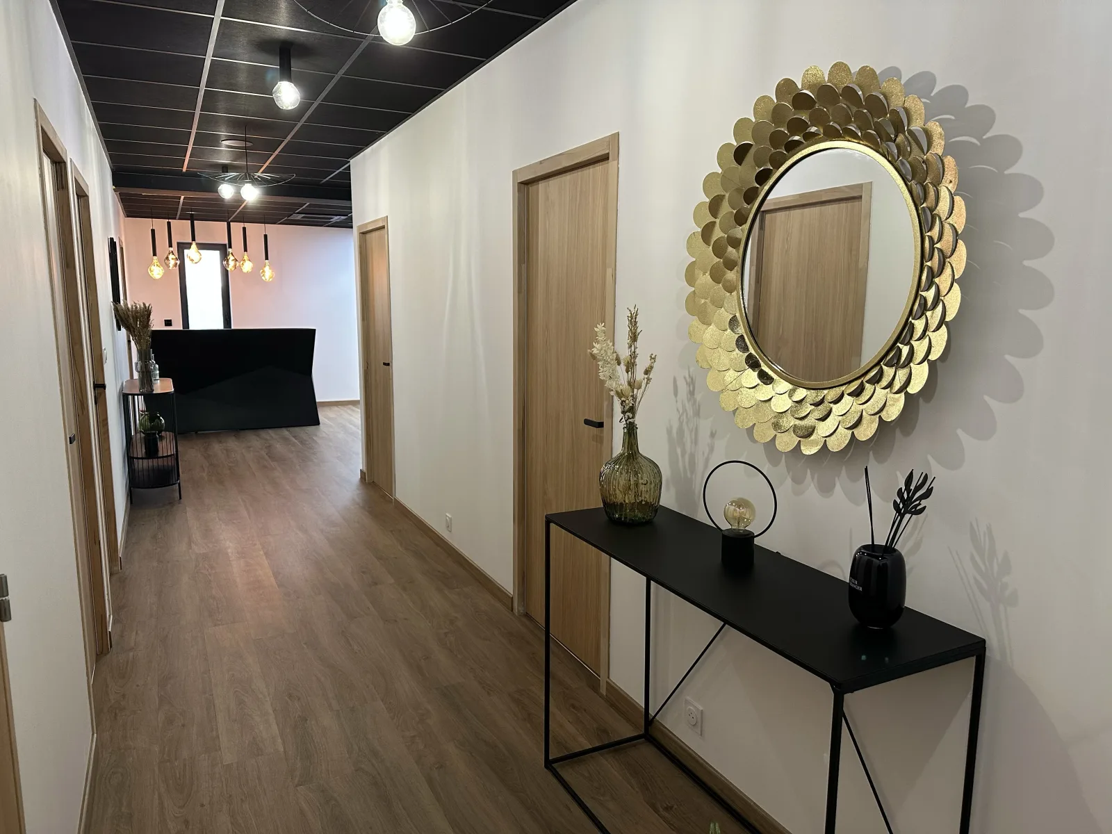 OMBELLIA - Institut de beauté Saint-Just-Saint-Rambert - OMBELLIA - Photo Galerie - OneBooking