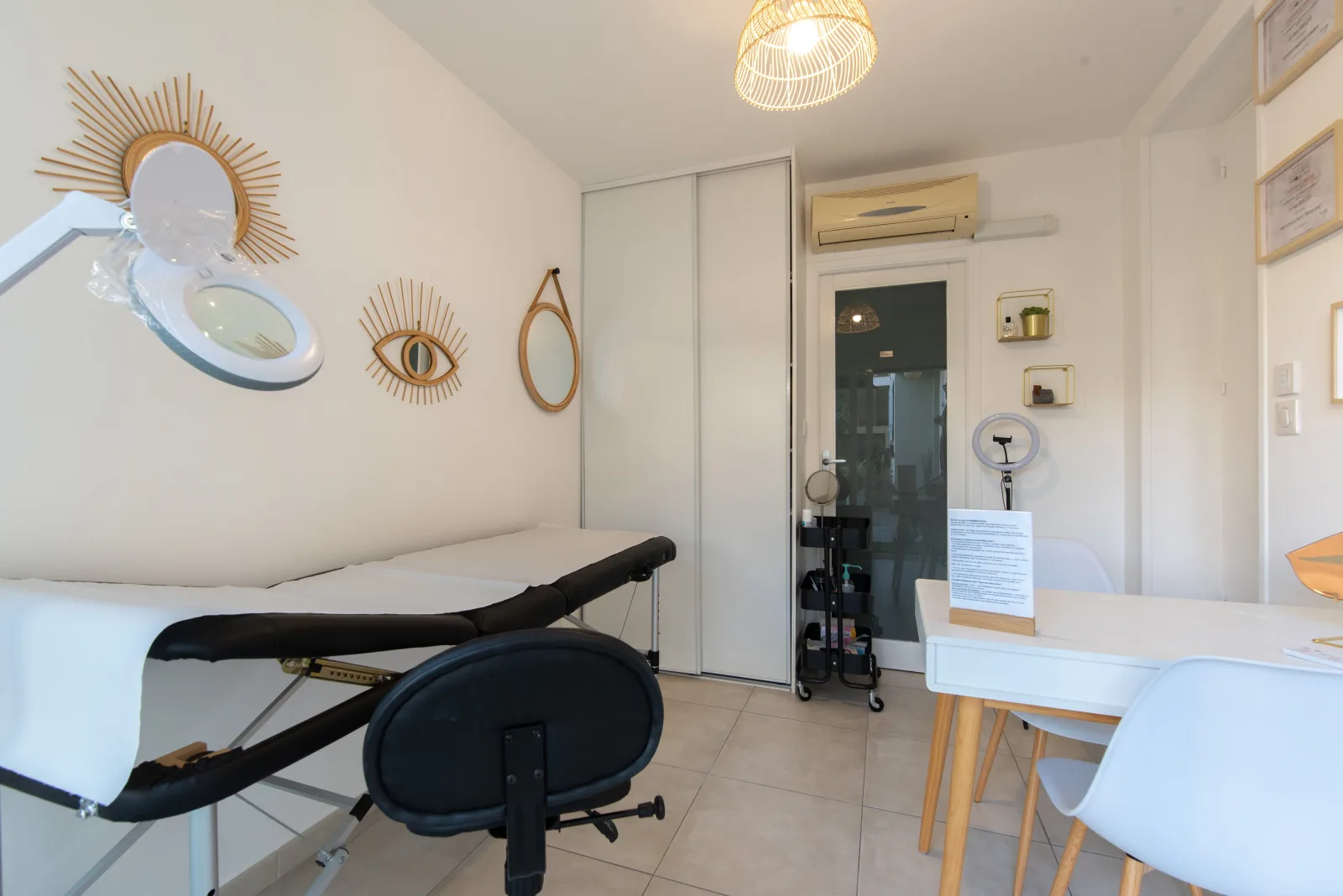 Mademoiselle Lily - Institut de beauté Pérols - Mademoiselle Lily - Photo Galerie - OneBooking