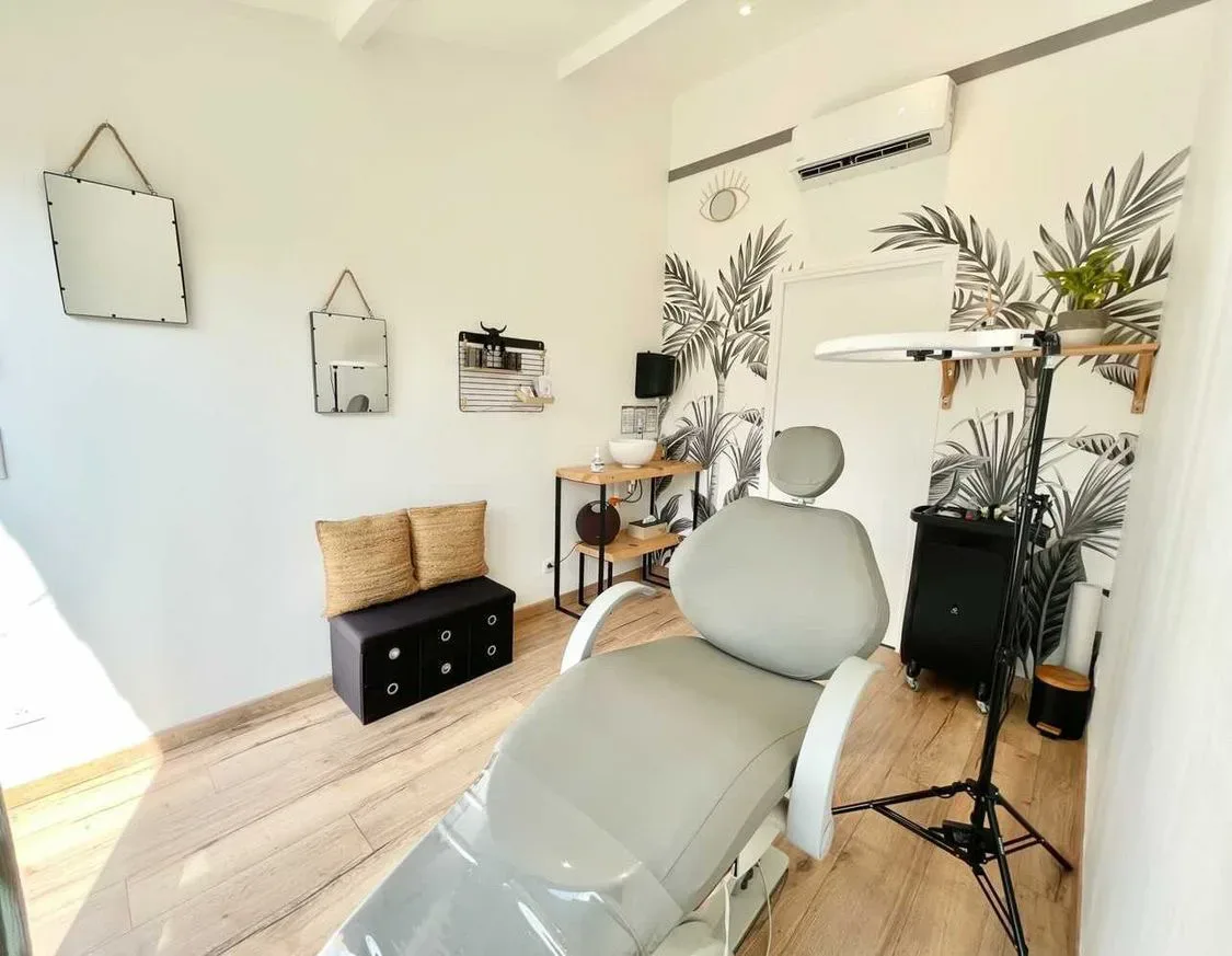 PM Beauty - Onglerie Vidauban - PM Beauty - Photo Galerie - OneBooking
