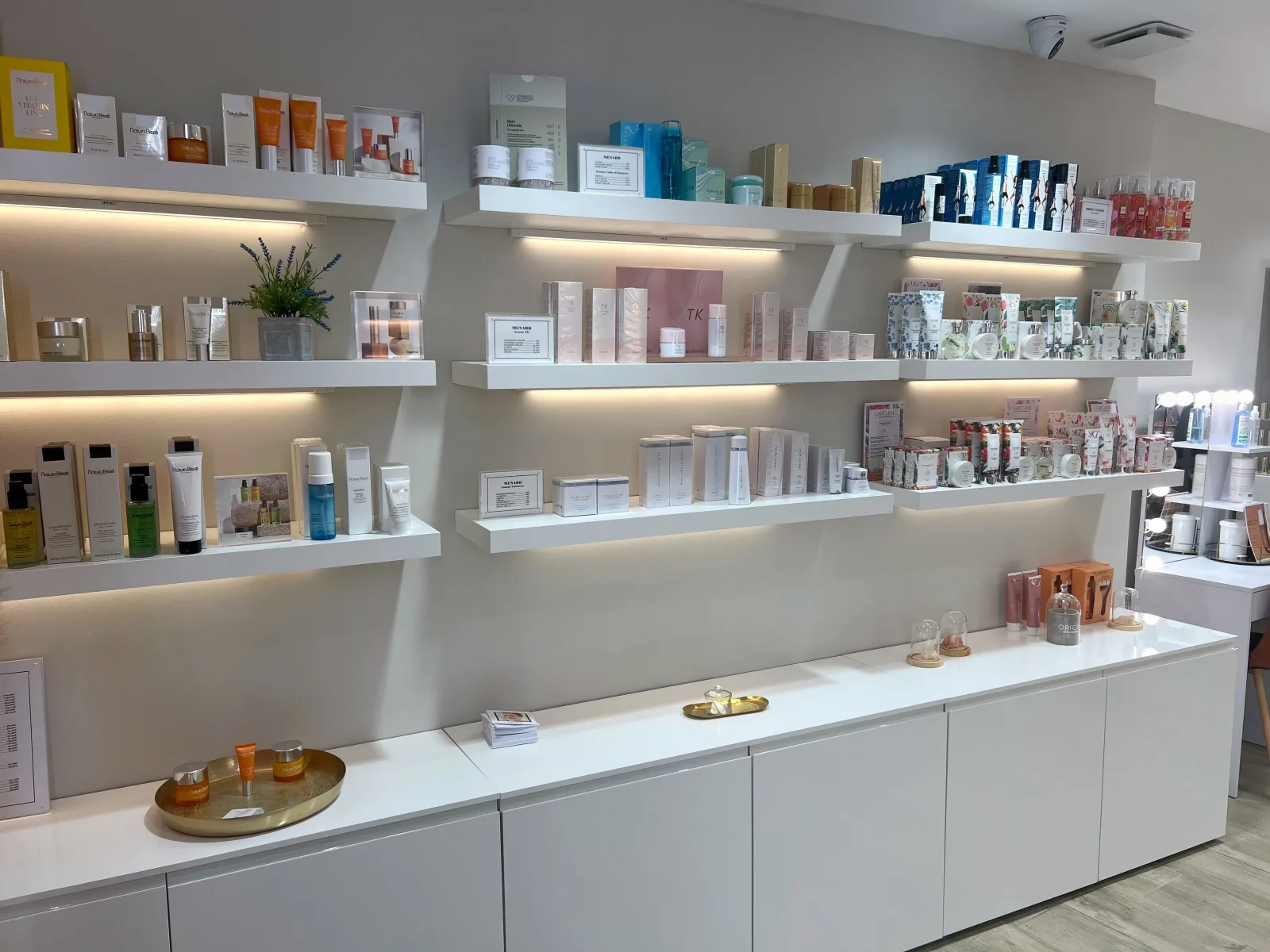 Milano - Institut de beauté Hazebrouck - Milano - Photo Galerie - OneBooking