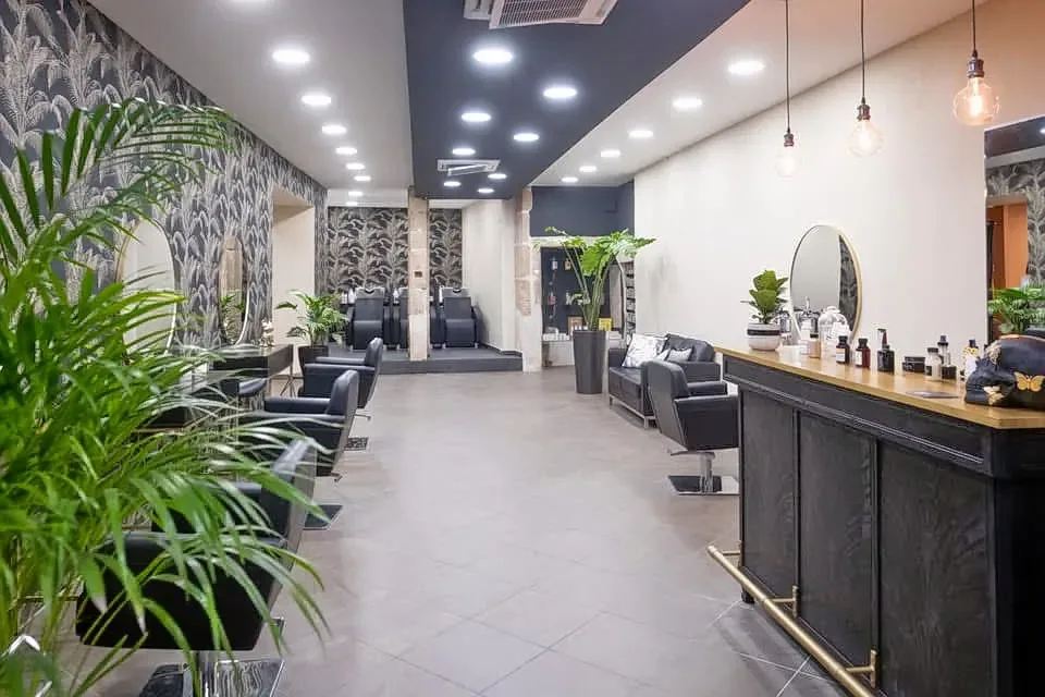 La Parenthèse De Julia - Coiffure Romans-sur-Isère - La Parenthèse De Julia - Photo Galerie - OneBooking