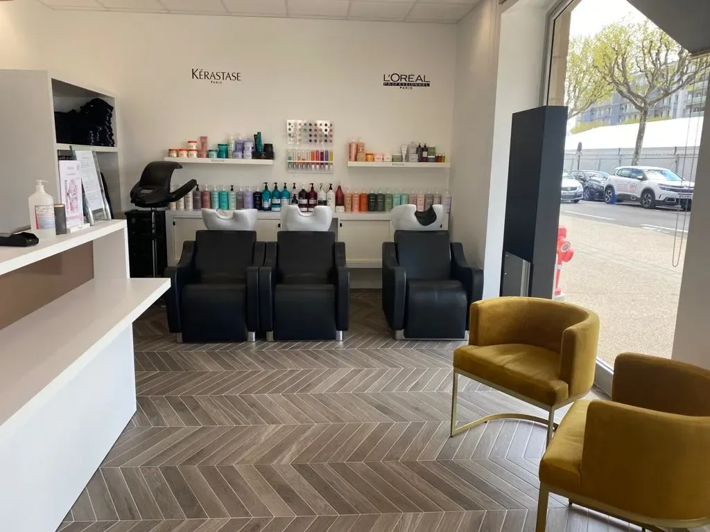 Raffi Coiffure - Coiffure Romans-sur-Isère - Raffi Coiffure - Photo Galerie - OneBooking