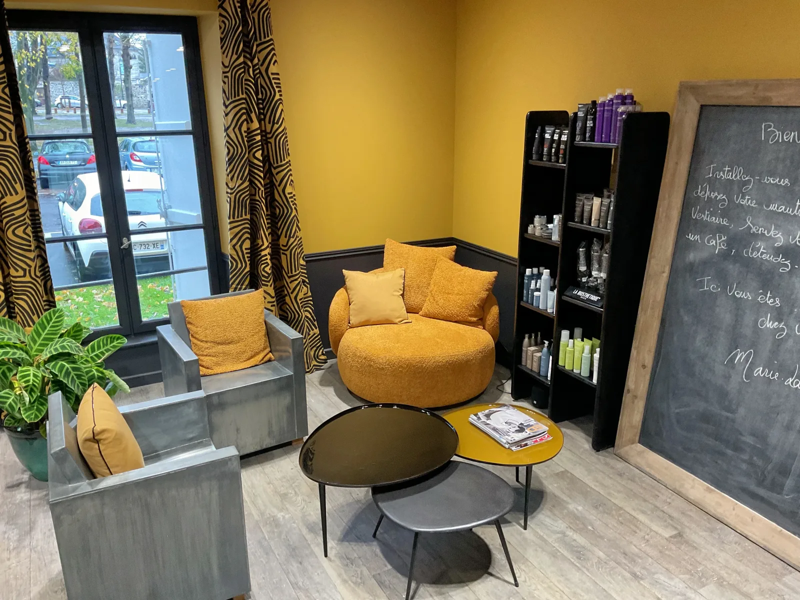 Marie laure en aparté - Coiffure Senlis - Marie laure en aparté - Photo Galerie - OneBooking