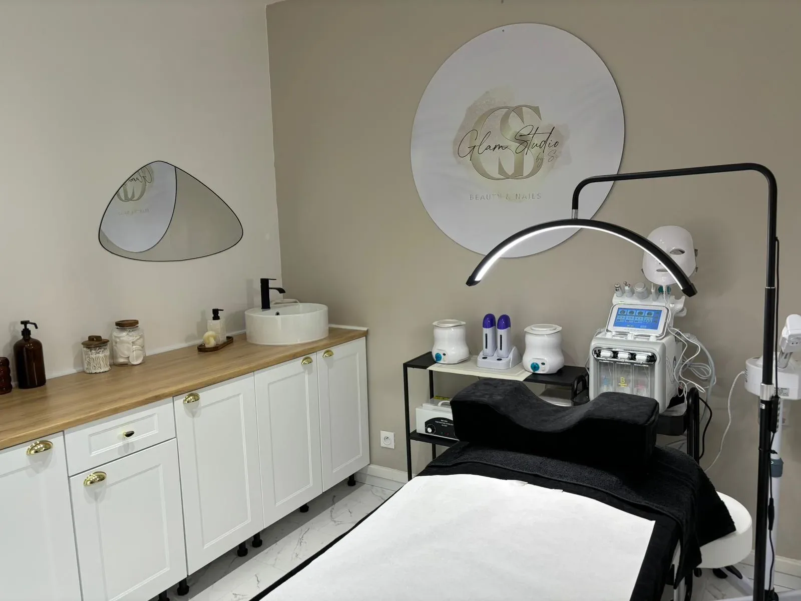 Glam Studio by S - Institut de beauté Montfermeil - Glam Studio by S - Photo Galerie - OneBooking