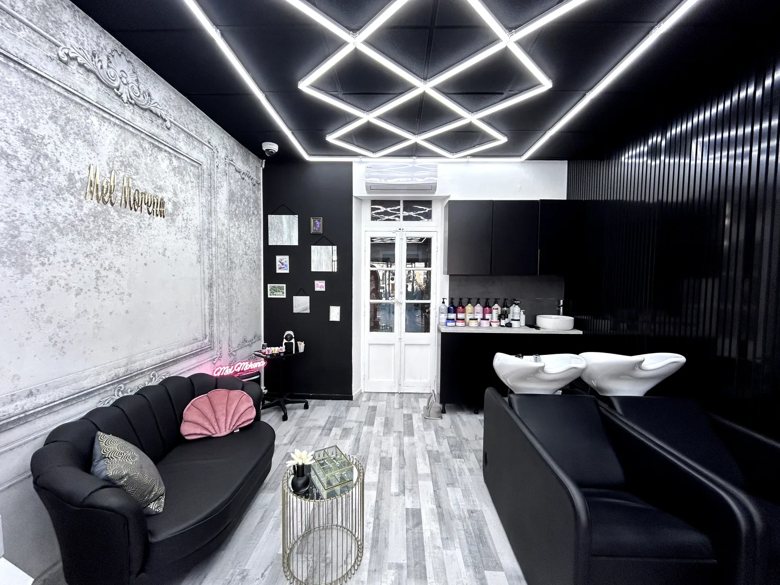 Salon Mel Morena - Coiffure Carqueiranne - Salon Mel Morena - Photo Galerie - OneBooking
