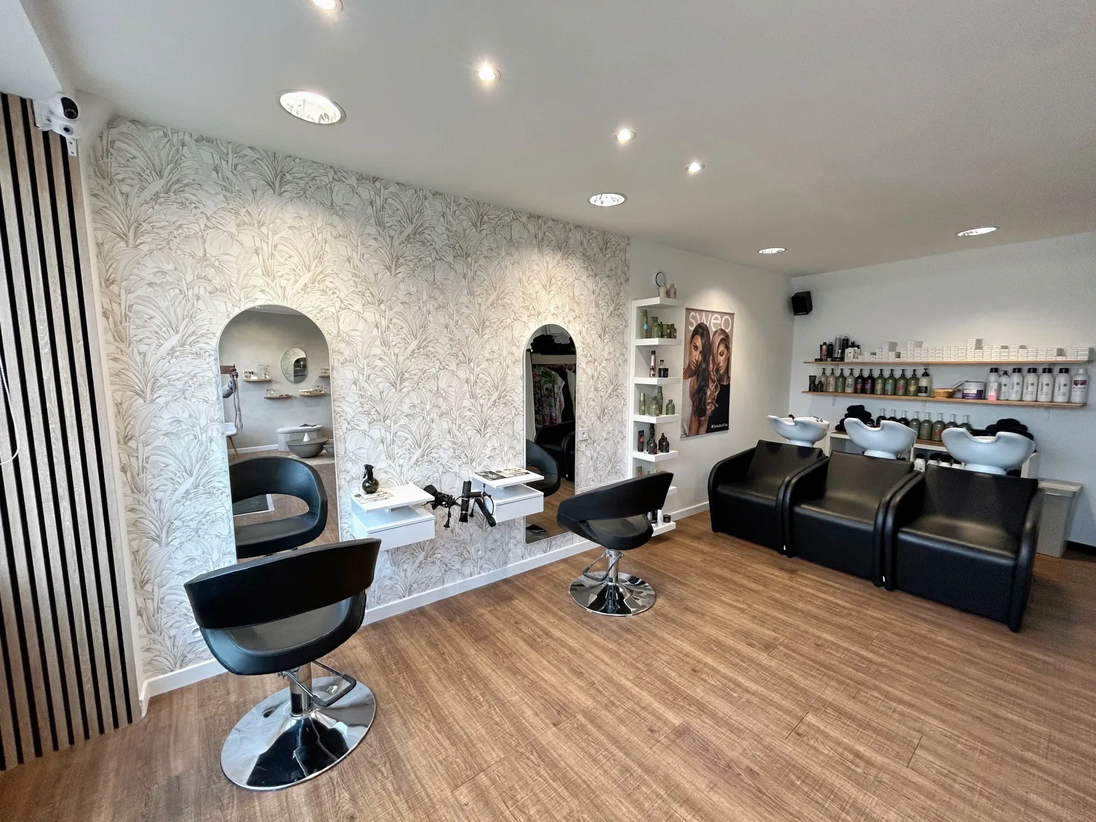 Salon Lumineuse - Coiffure Le Bignon - Salon Lumineuse - Photo Galerie - OneBooking
