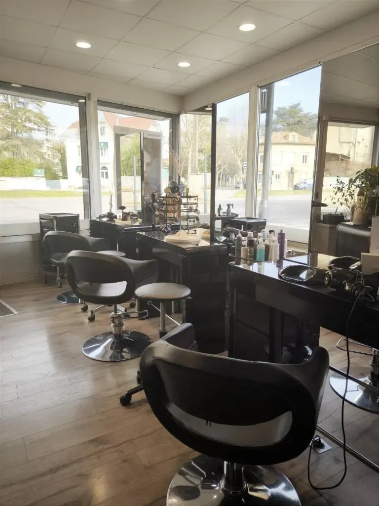 Le salon Magalie - Coiffure Romans-sur-Isère - Le salon Magalie - Photo Galerie - OneBooking