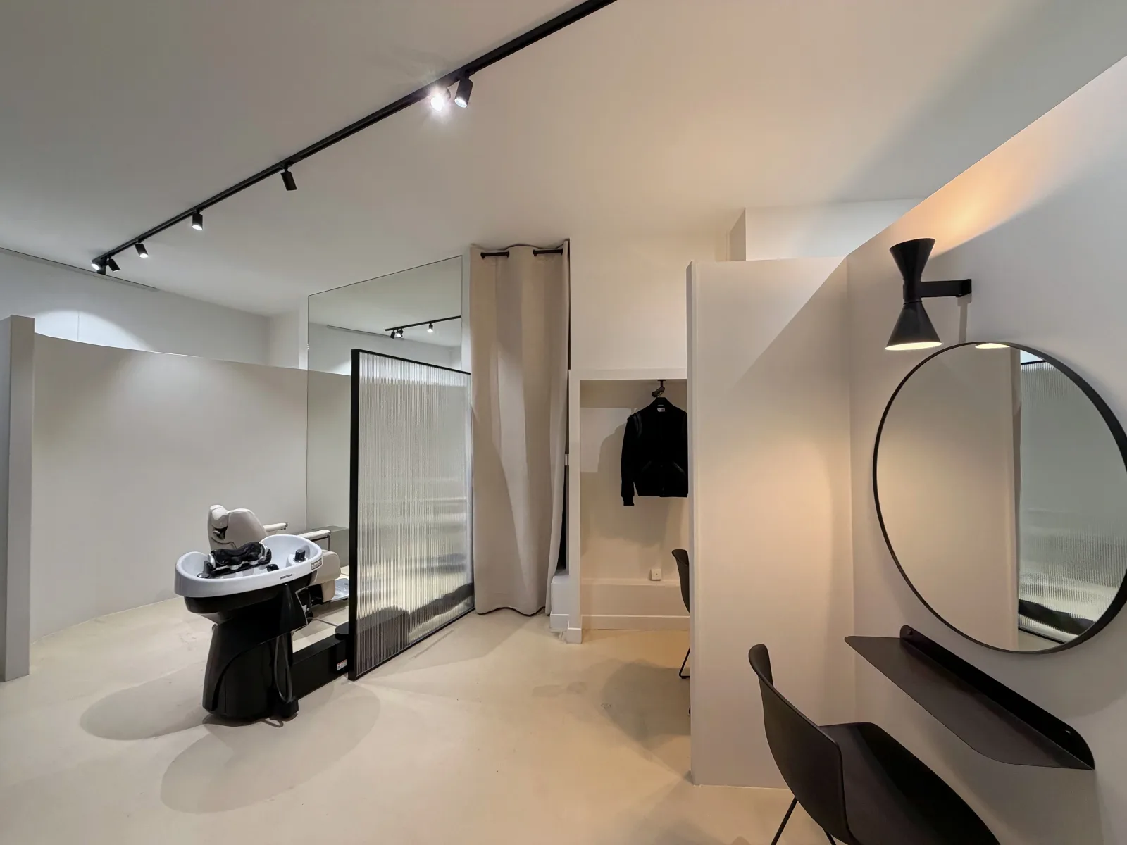 Valentin Artisan Coiffeur - Coiffure Toulouse - Valentin Artisan Coiffeur - Photo Galerie - OneBooking