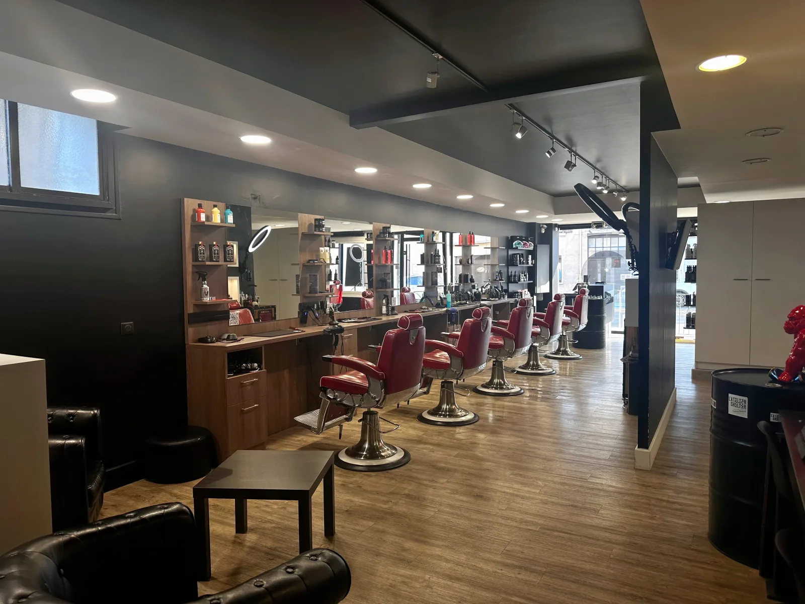 Hélis Barber - Coiffure La Verpillière - Hélis Barber - Photo Galerie - OneBooking