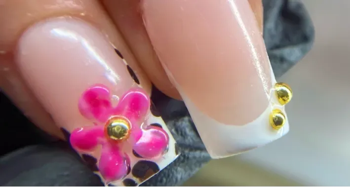 Girls & Nails - Onglerie Carbonne - Girls & Nails - Photo Galerie - OneBooking