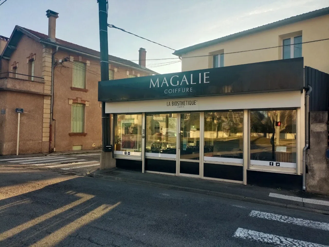 Le salon Magalie - Coiffure Romans-sur-Isère - Le salon Magalie - Photo Galerie - OneBooking
