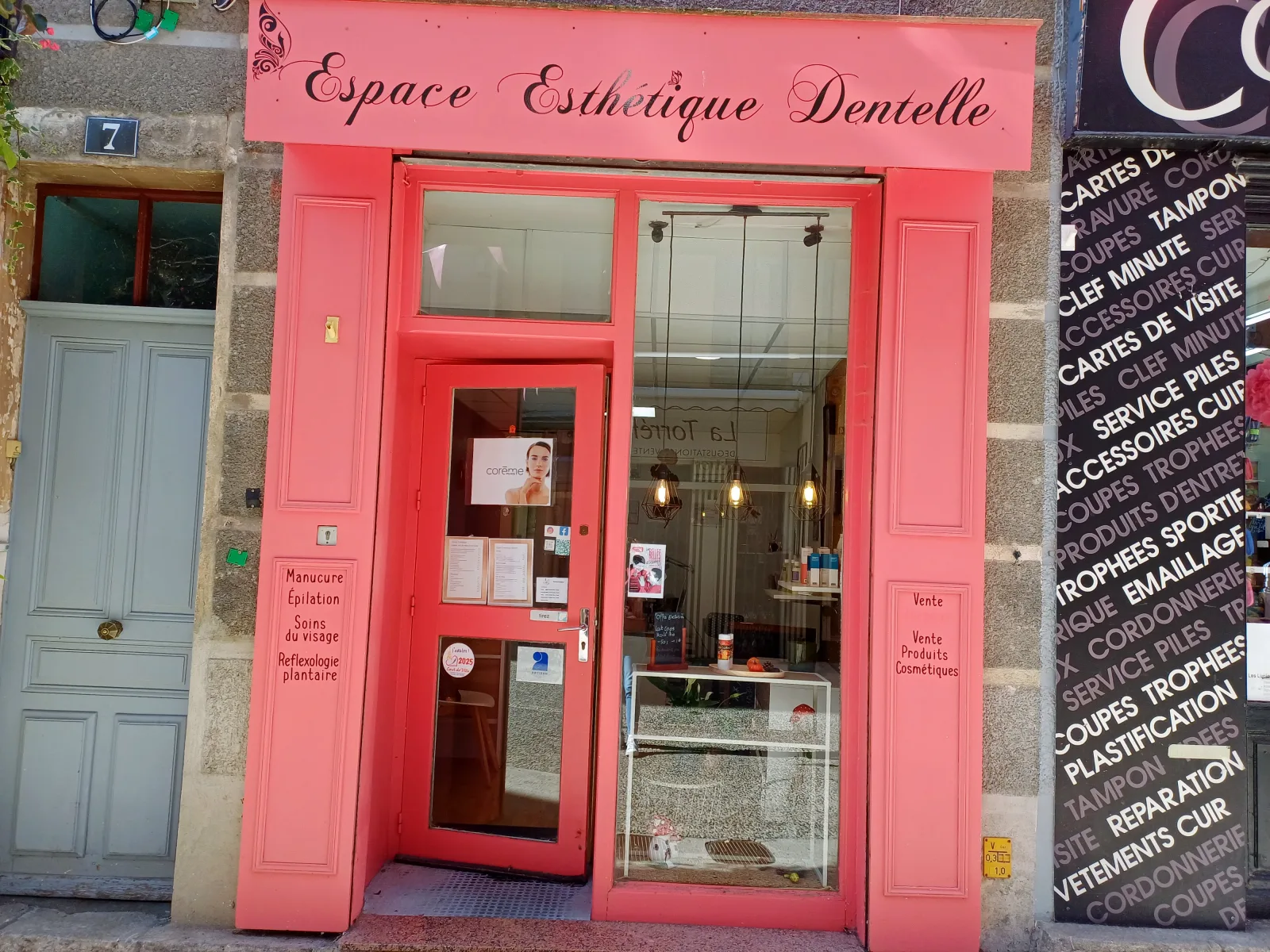 Espace Esthétique Dentelle - Institut de beauté Digne-les-Bains - Espace Esthétique Dentelle - Photo Galerie - OneBooking