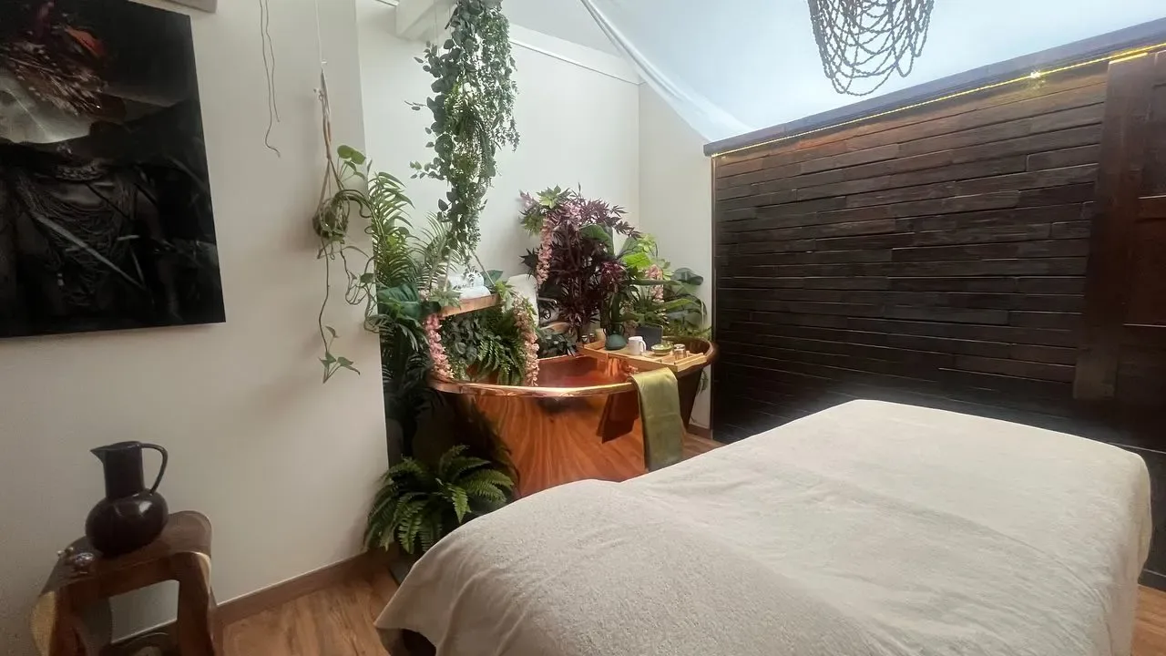 La Source d’Opale - Massage Saint-Benin-d'Azy - La Source d’Opale - Photo Galerie - OneBooking