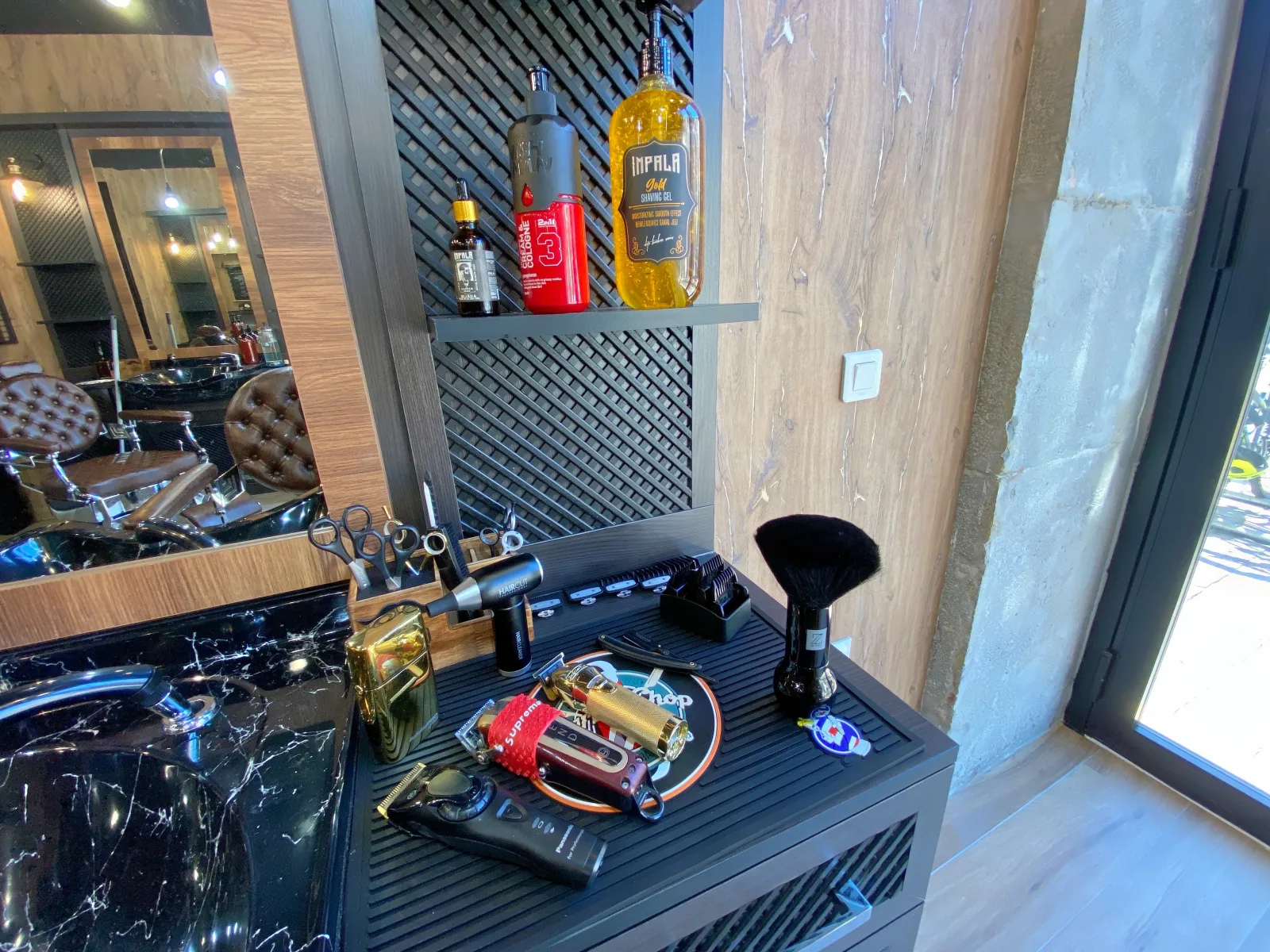 Barber notre dame - Barbier Grenoble - Barber notre dame - Photo Galerie - OneBooking