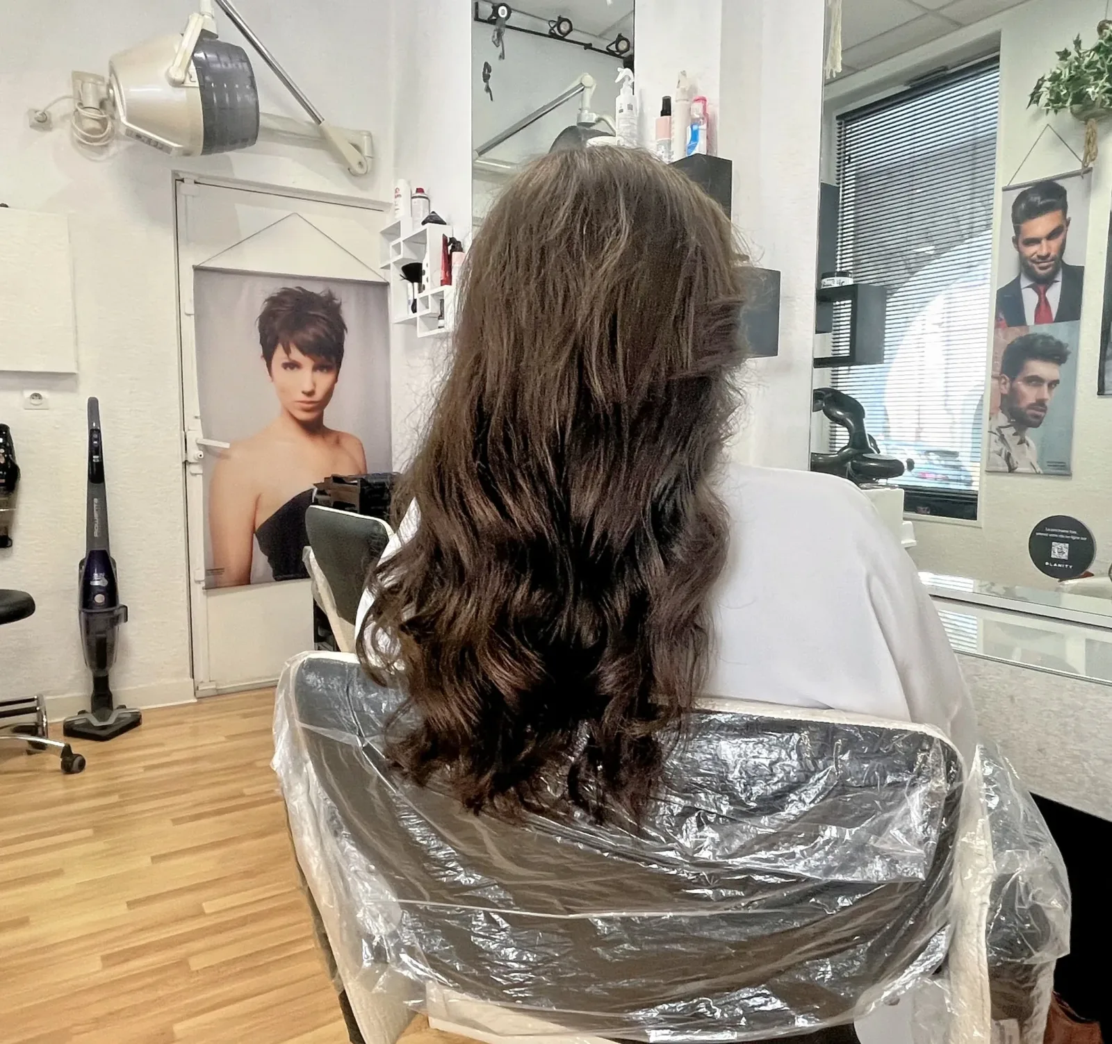 Salon Jeanna - Coiffure La Rochelle - Salon Jeanna - Photo Galerie - OneBooking