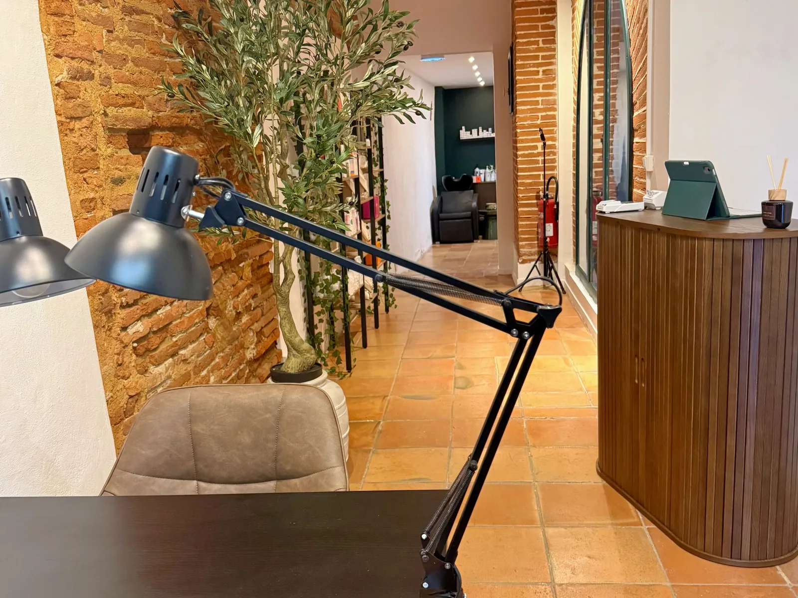 Maison Muses Carmes - Coiffure Toulouse - Maison Muses Carmes - Photo Galerie - OneBooking