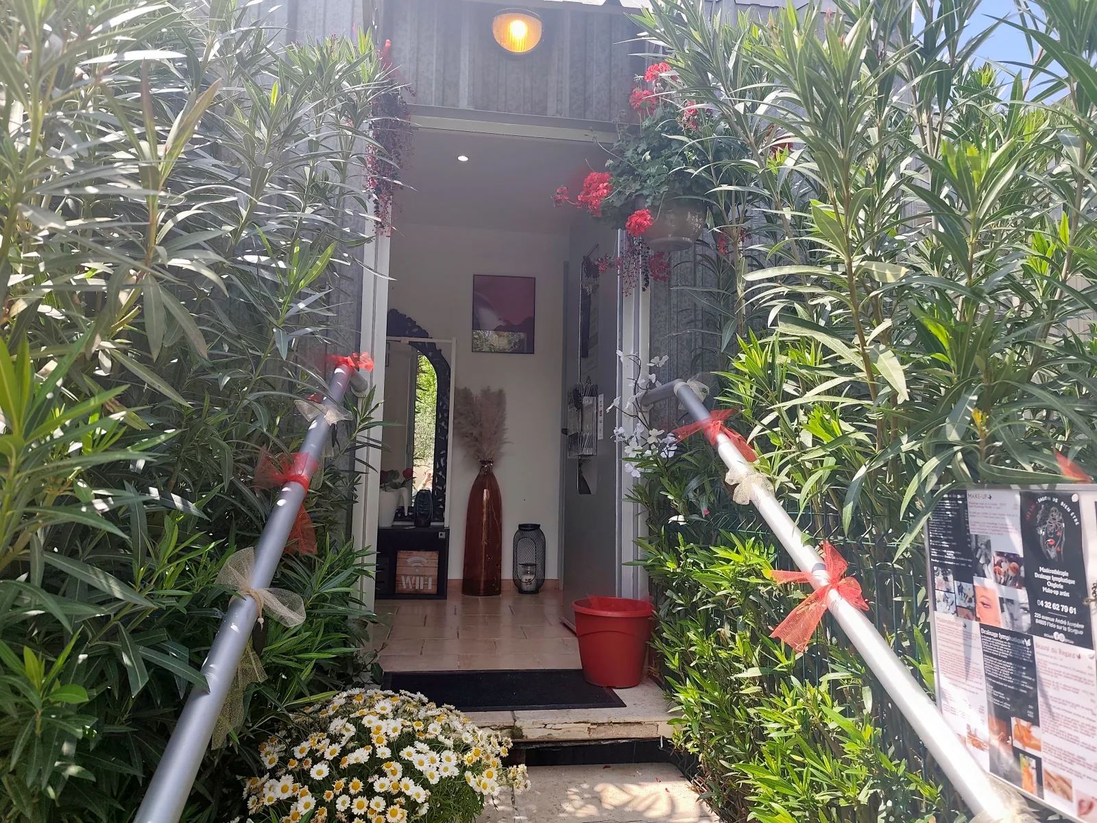 Chez Lili - Institut de beauté L'Isle-sur-la-Sorgue - Chez Lili - Photo Galerie - OneBooking