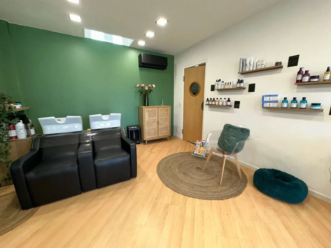 Le Salon D’Alex By Roseline - Coiffure Fontaine - Le Salon D’Alex By Roseline - Photo Galerie - OneBooking