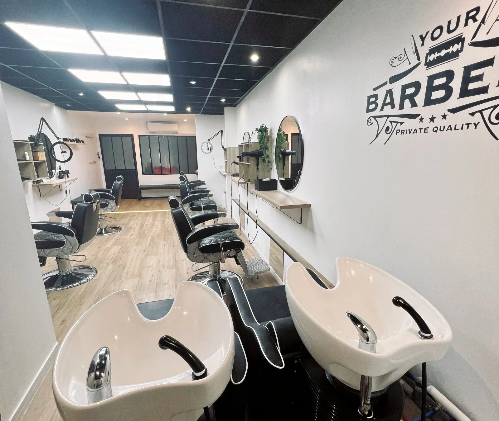 YOUR BARBERS - Coiffure Saint-Pryvé-Saint-Mesmin - YOUR BARBERS - Photo Galerie - OneBooking