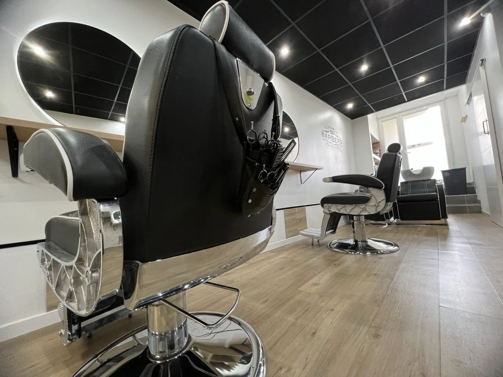 YOUR BARBERS - Coiffure Saint-Pryvé-Saint-Mesmin - YOUR BARBERS - Photo Galerie - OneBooking
