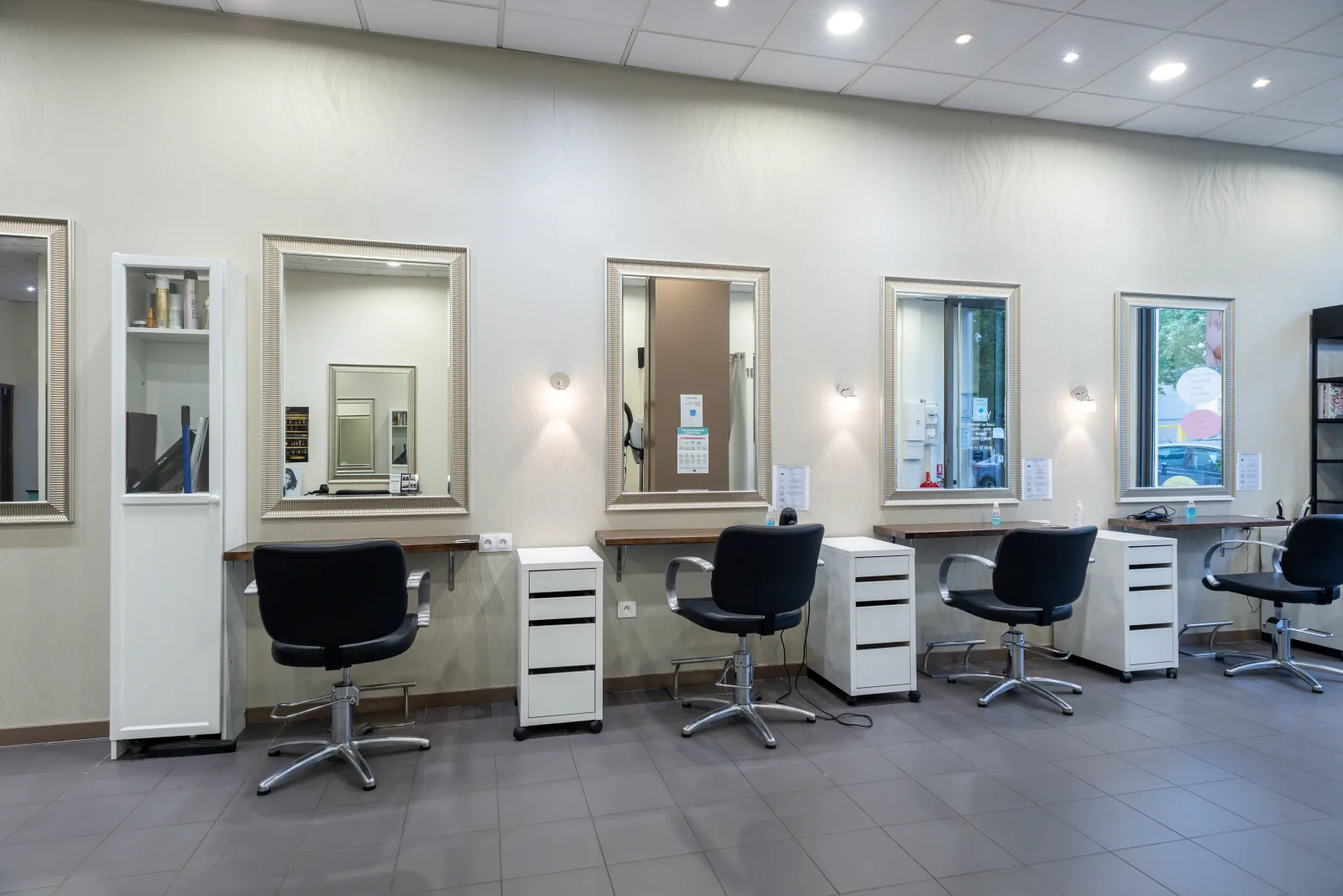 Yanad coiffure - Coiffure Bonneuil-sur-Marne - Yanad coiffure - Photo Galerie - OneBooking