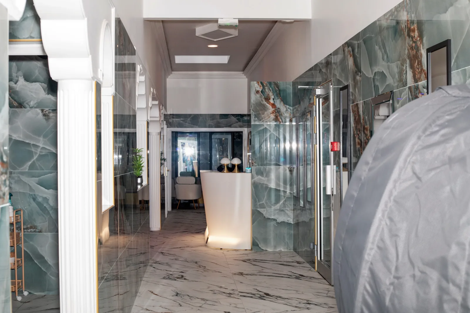 Beauty Ly Spa Luxe - Coiffure Goussainville - Beauty Ly Spa Luxe - Photo Galerie - OneBooking