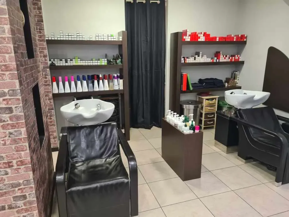 Infinitif - Coiffure Champagnole - Infinitif - Photo Galerie - OneBooking