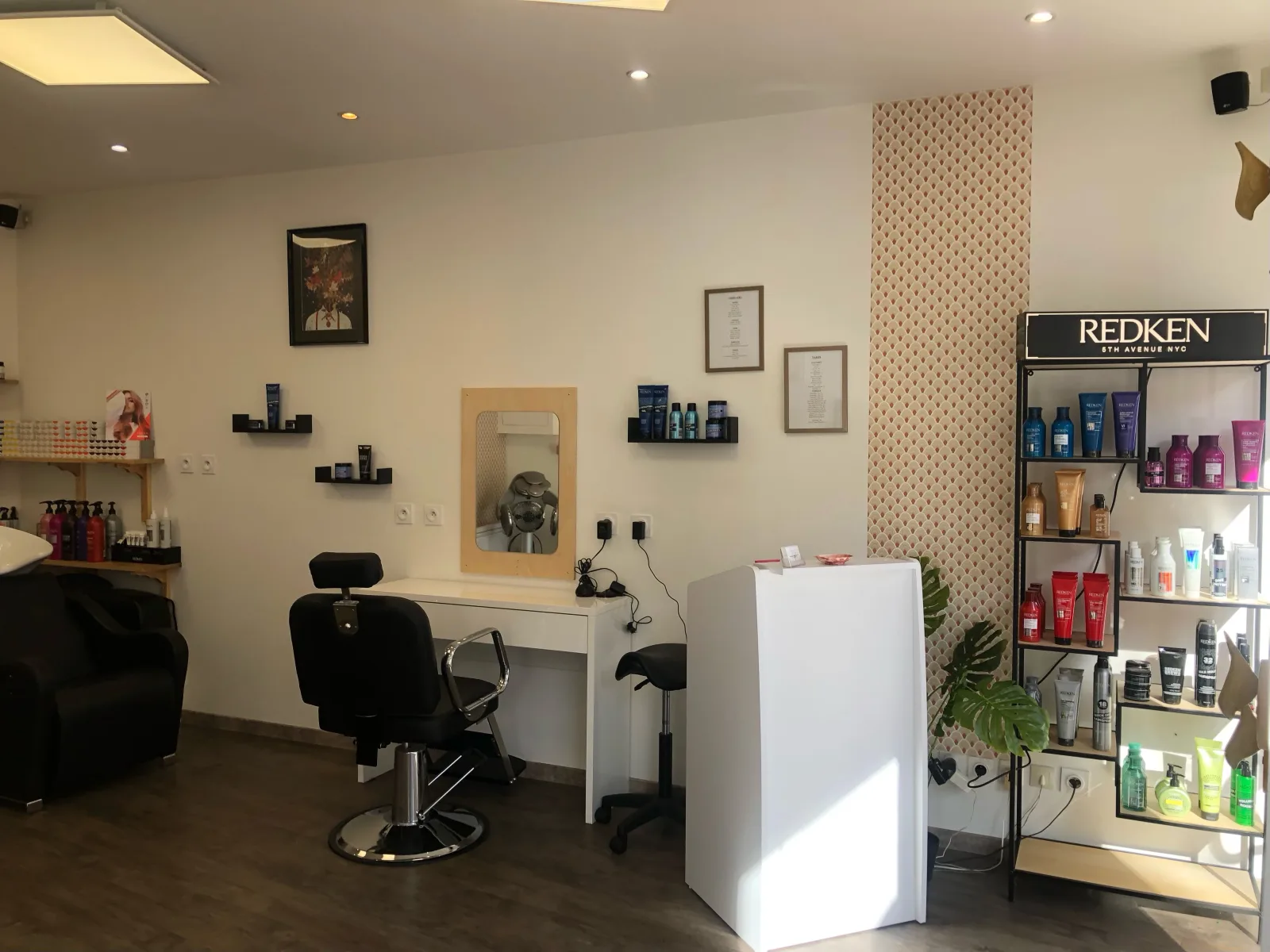 Naé Coiffure - Coiffure Tarare - Naé Coiffure - Photo Galerie - OneBooking