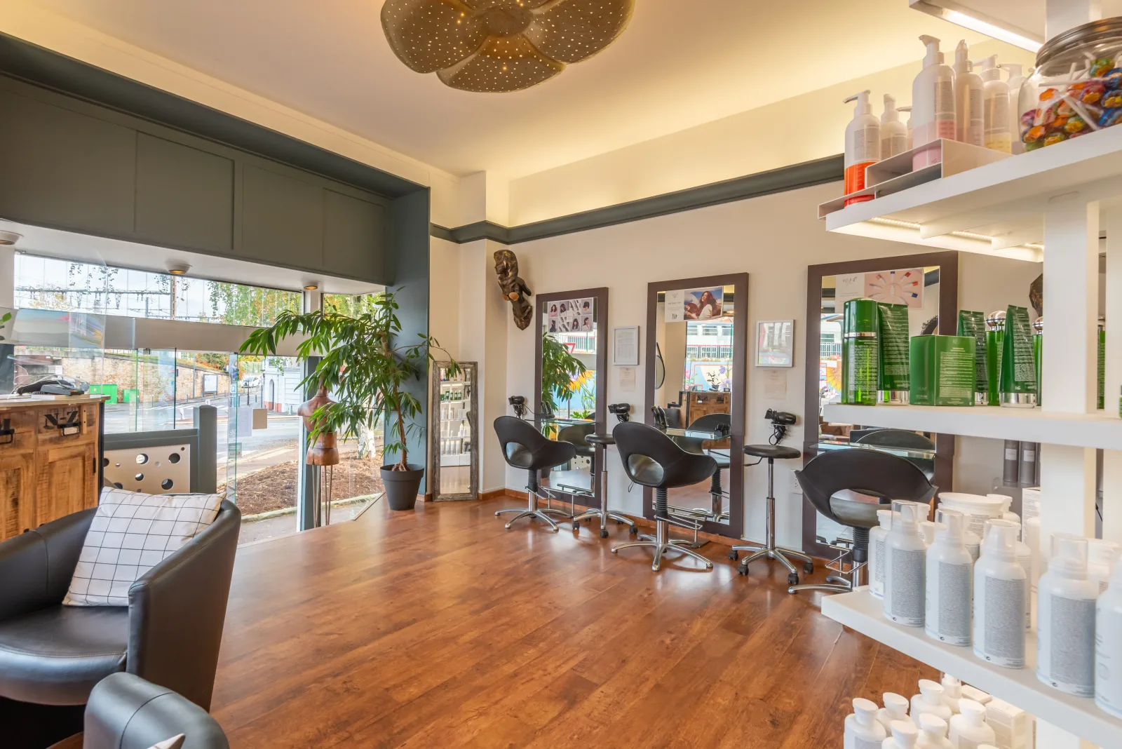 Nouvel' Hair - Coiffure Viroflay - Nouvel' Hair - Photo Galerie - OneBooking