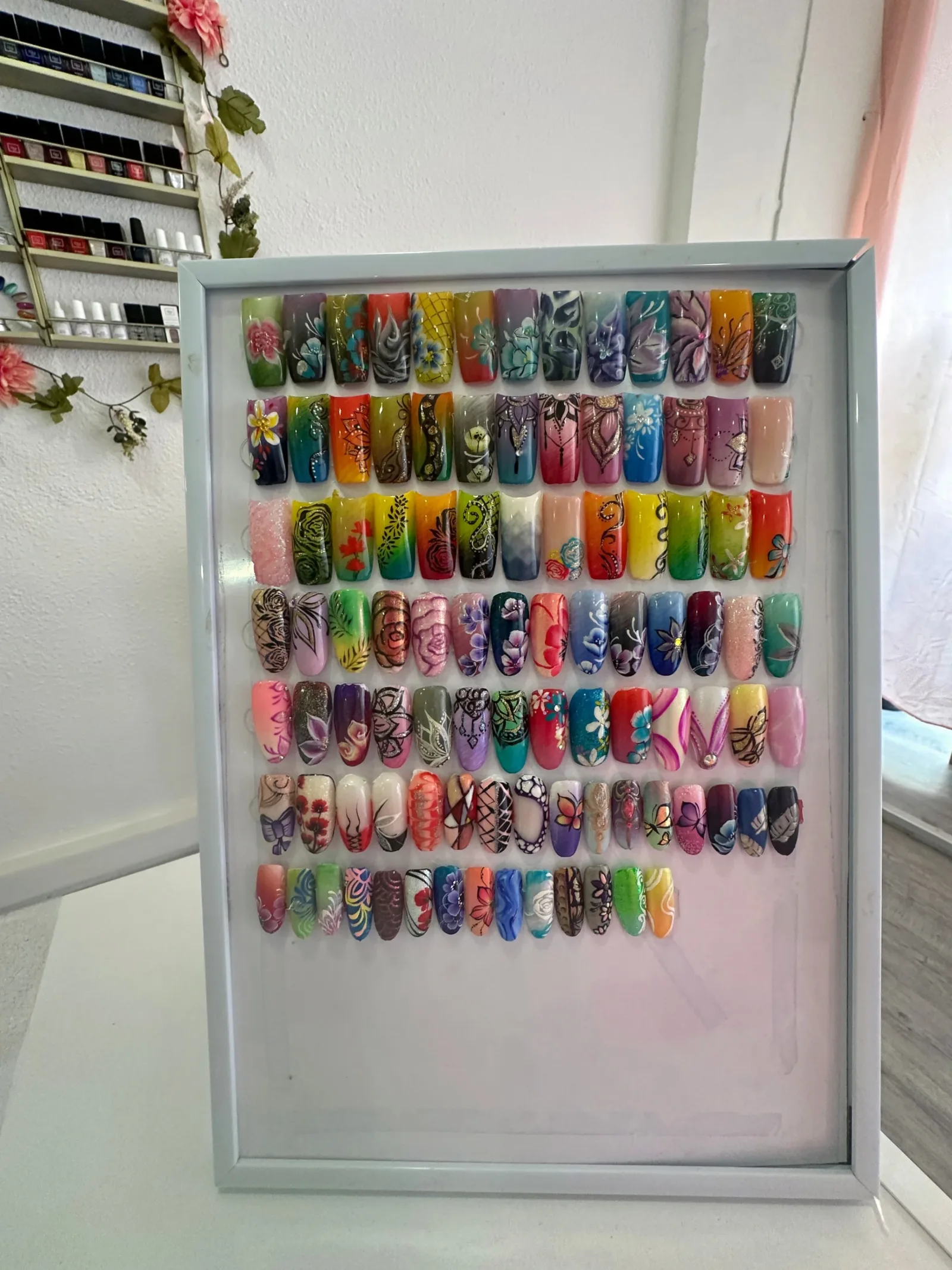 Beauty Nail Look - Onglerie Prades - Beauty Nail Look - Photo Galerie - OneBooking