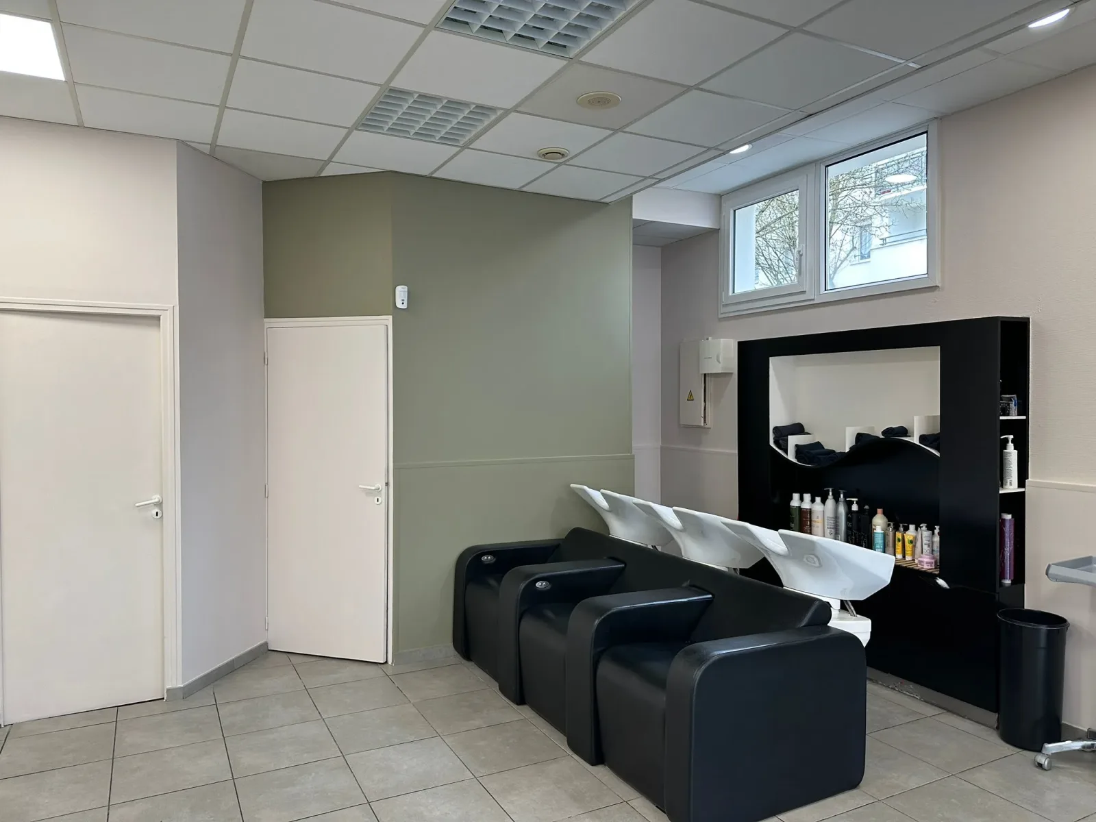 Salon KBlou - Coiffure Guyancourt - Salon KBlou - Photo Galerie - OneBooking