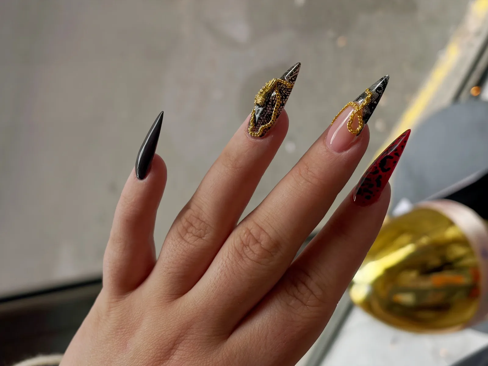 O’glownails - Onglerie Avallon - O’glownails - Photo Galerie - OneBooking