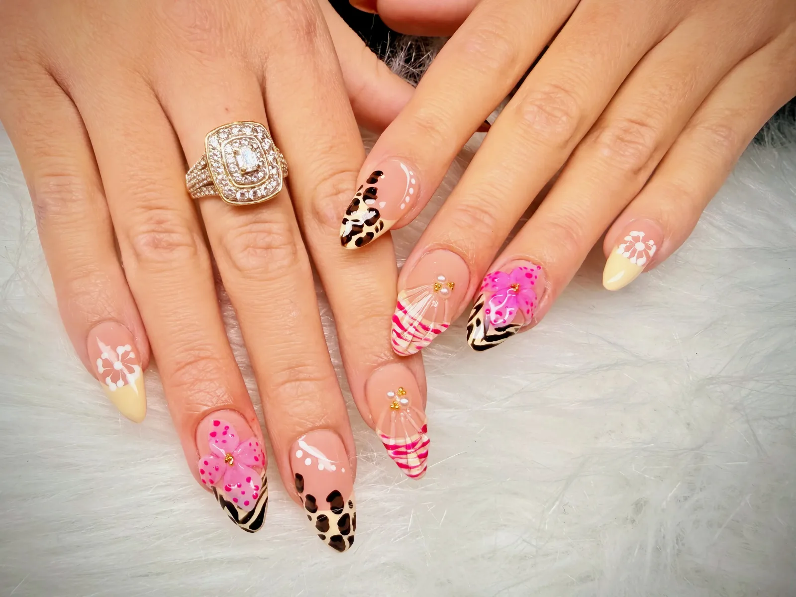 SL Nails - Onglerie Cognac - SL Nails - Photo Galerie - OneBooking