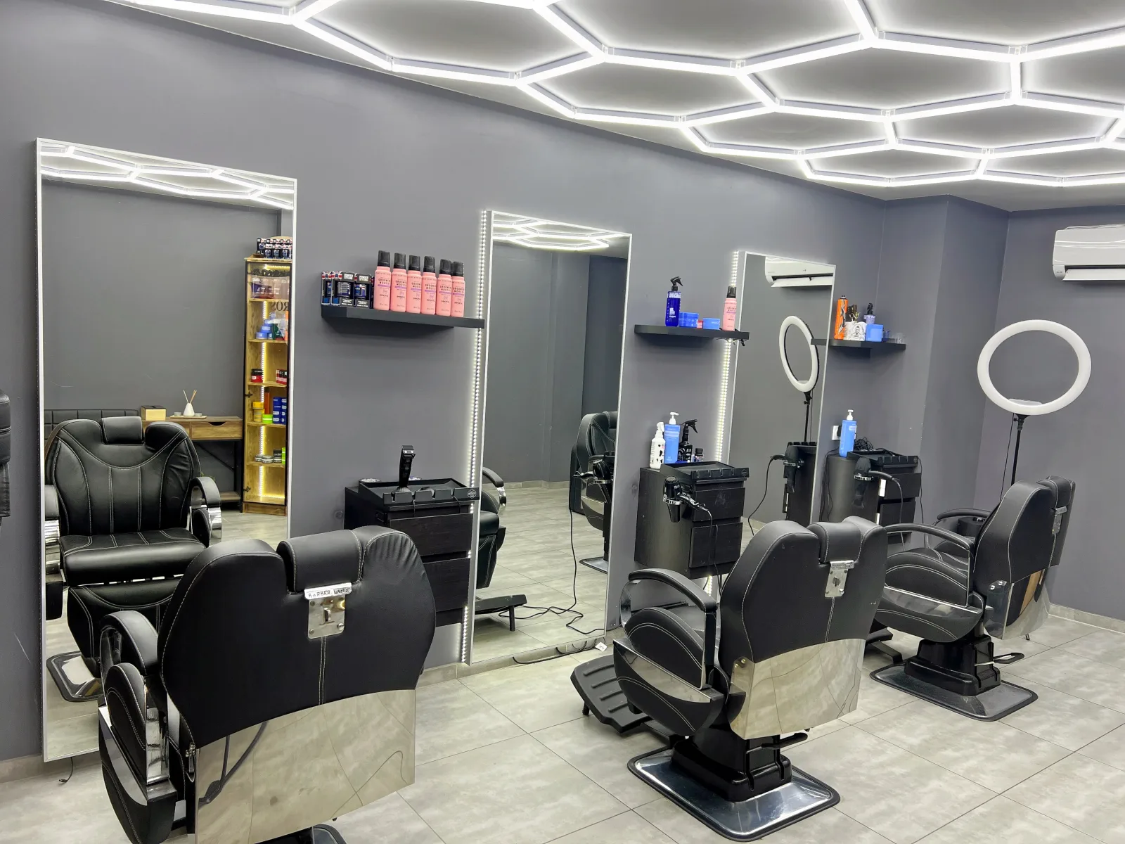 Roshan Coiffure Barbier - Coiffure Wasselonne - Roshan Coiffure Barbier - Photo Galerie - OneBooking