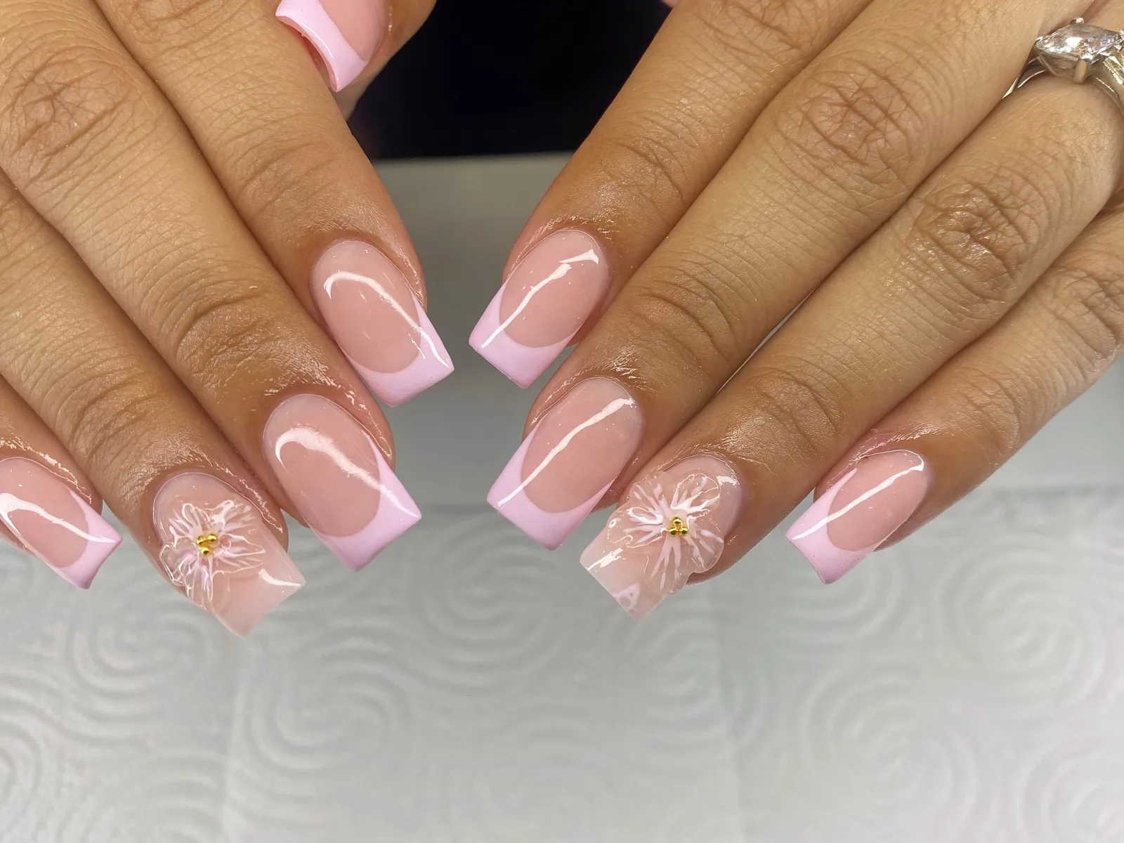 Trending Nails - Onglerie Toulouse - Trending Nails - Photo Galerie - OneBooking