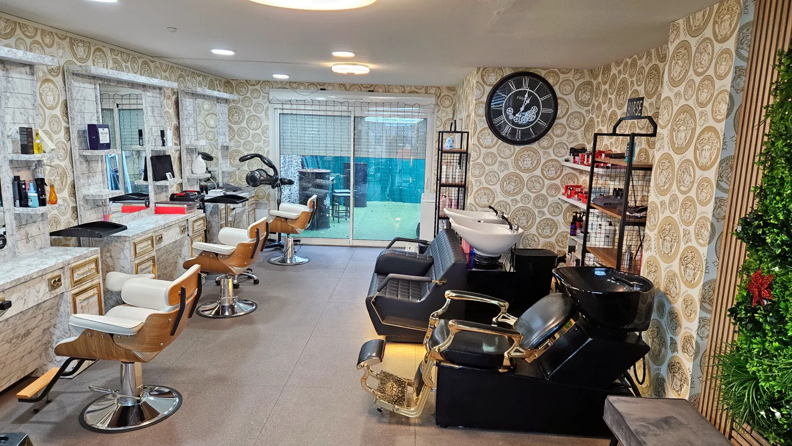 VIP Pro Coiffure - Coiffure Cognac - VIP Pro Coiffure - Photo Galerie - OneBooking