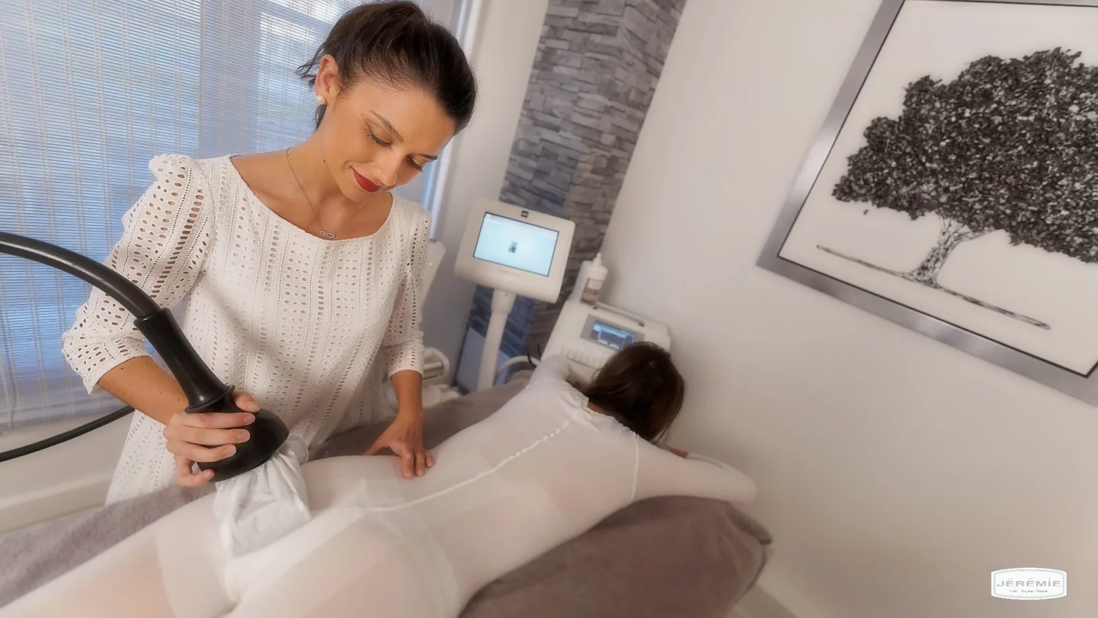 Centre de beauté Jérémie - Institut de beauté Louviers - Centre de beauté Jérémie - Photo Galerie - OneBooking