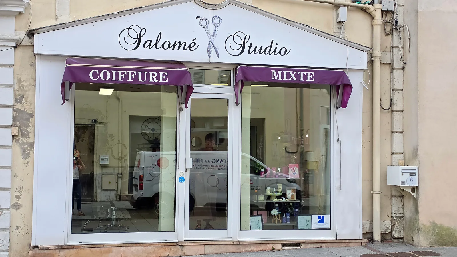Salomé Studio - Coiffure Chagny - Salomé Studio - Photo Galerie - OneBooking