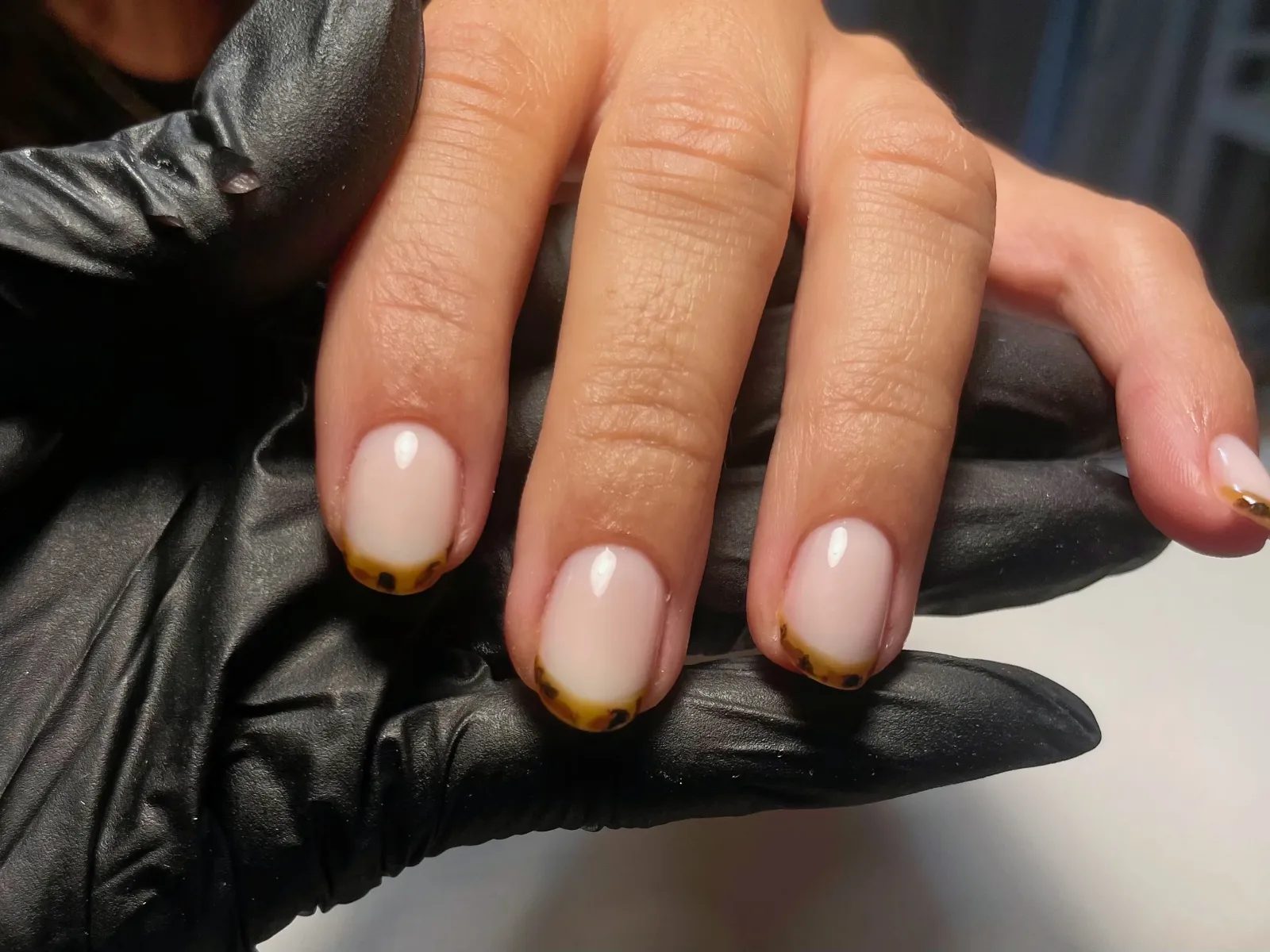 WL Academy Beauty - Studio Ongles / Cils/ Head spa - Onglerie Le Pradet - WL Academy Beauty - Studio Ongles / Cils/ Head spa - Photo Galerie - OneBooking