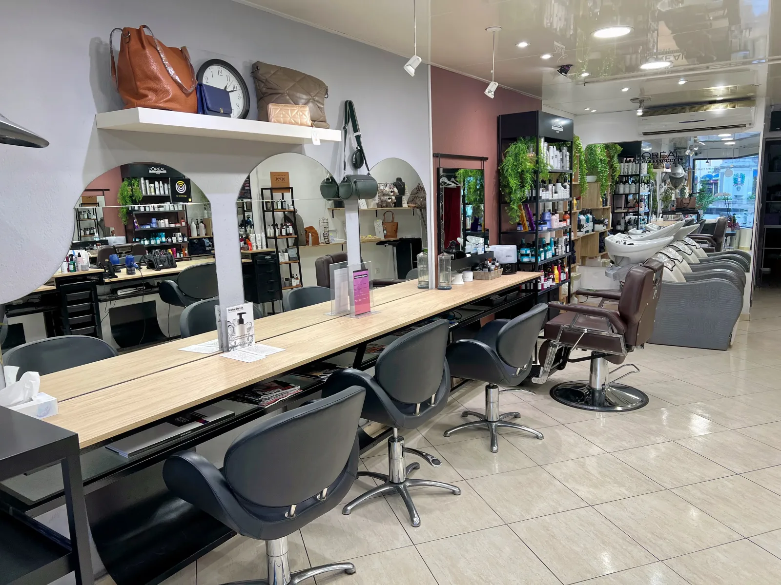 Chris And Jo - Coiffure Florensac - Chris And Jo - Photo Galerie - OneBooking