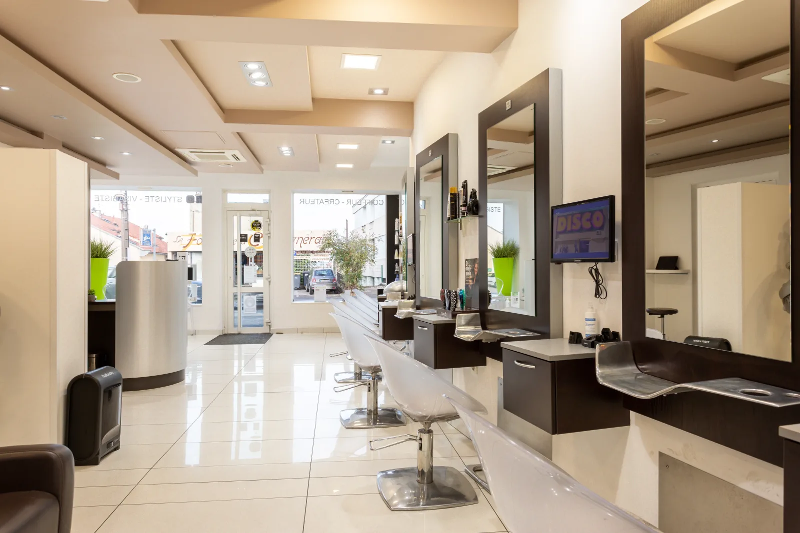 Chris Avenue - Coiffure Beaumont - Chris Avenue - Photo Galerie - OneBooking