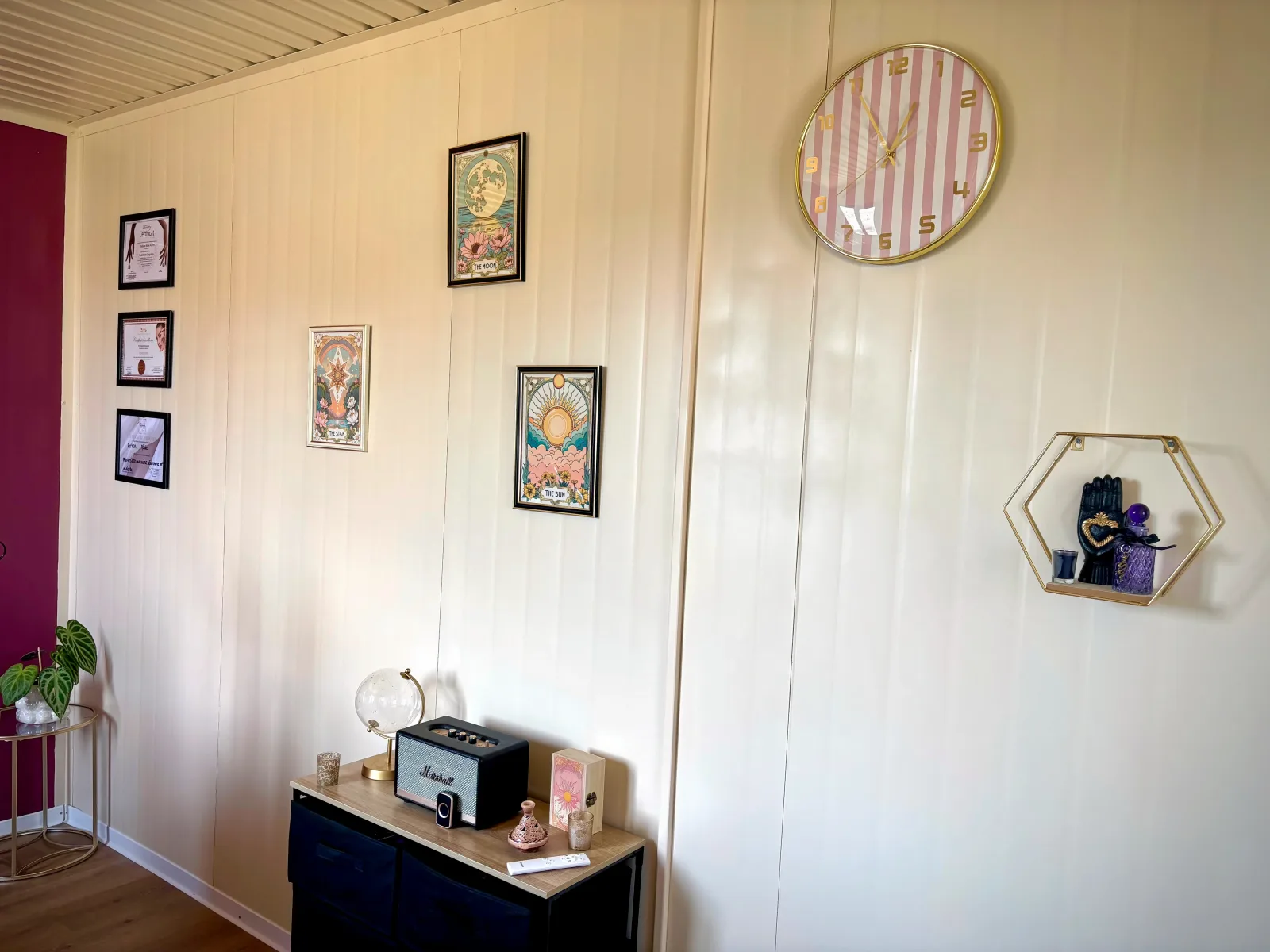 Maison Cosmos - Onglerie Carbonne - Maison Cosmos - Photo Galerie - OneBooking