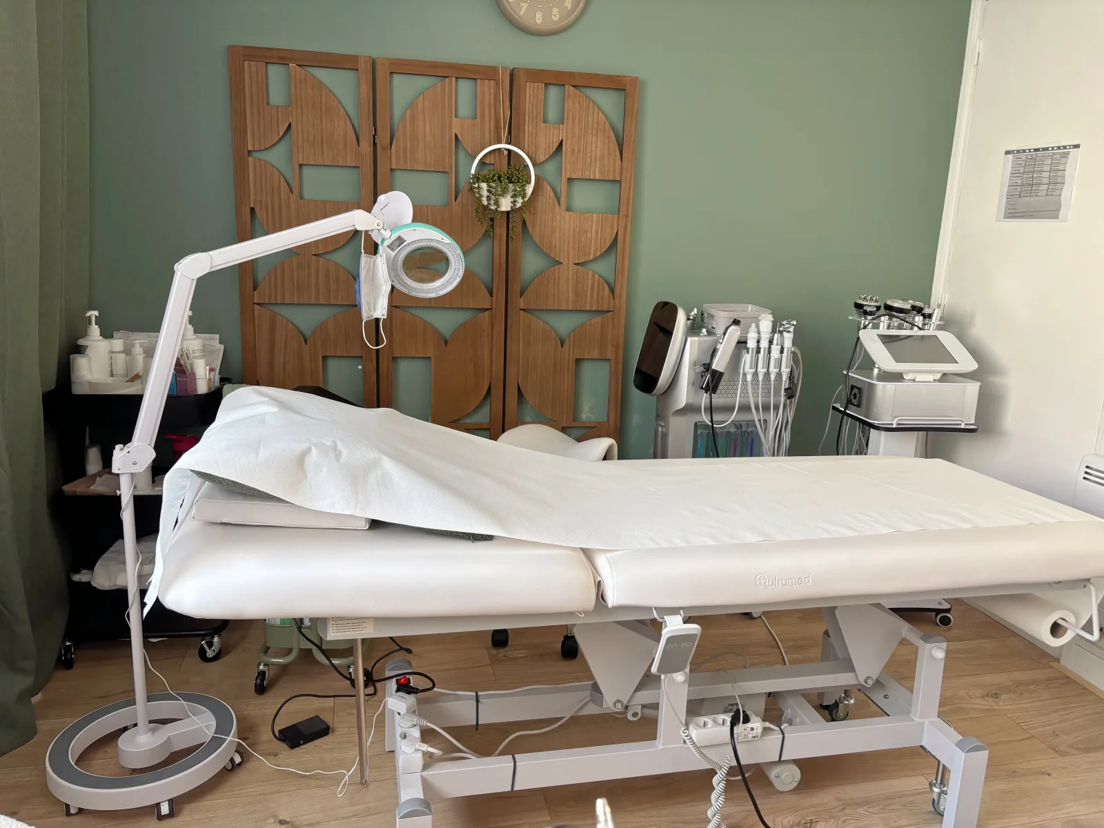 Derma-Contours - Institut de beauté Berck - Derma-Contours - Photo Galerie - OneBooking