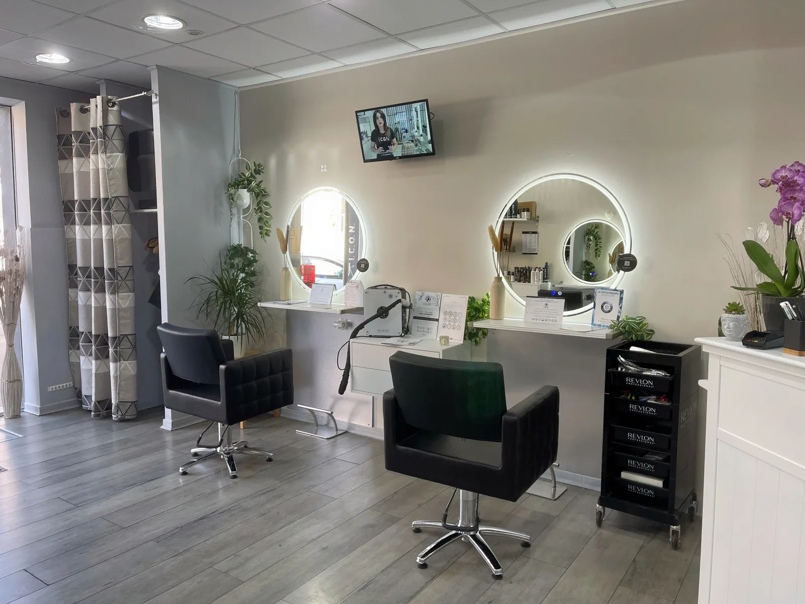 Studio 25 - Coiffure Carqueiranne - Studio 25 - Photo Galerie - OneBooking