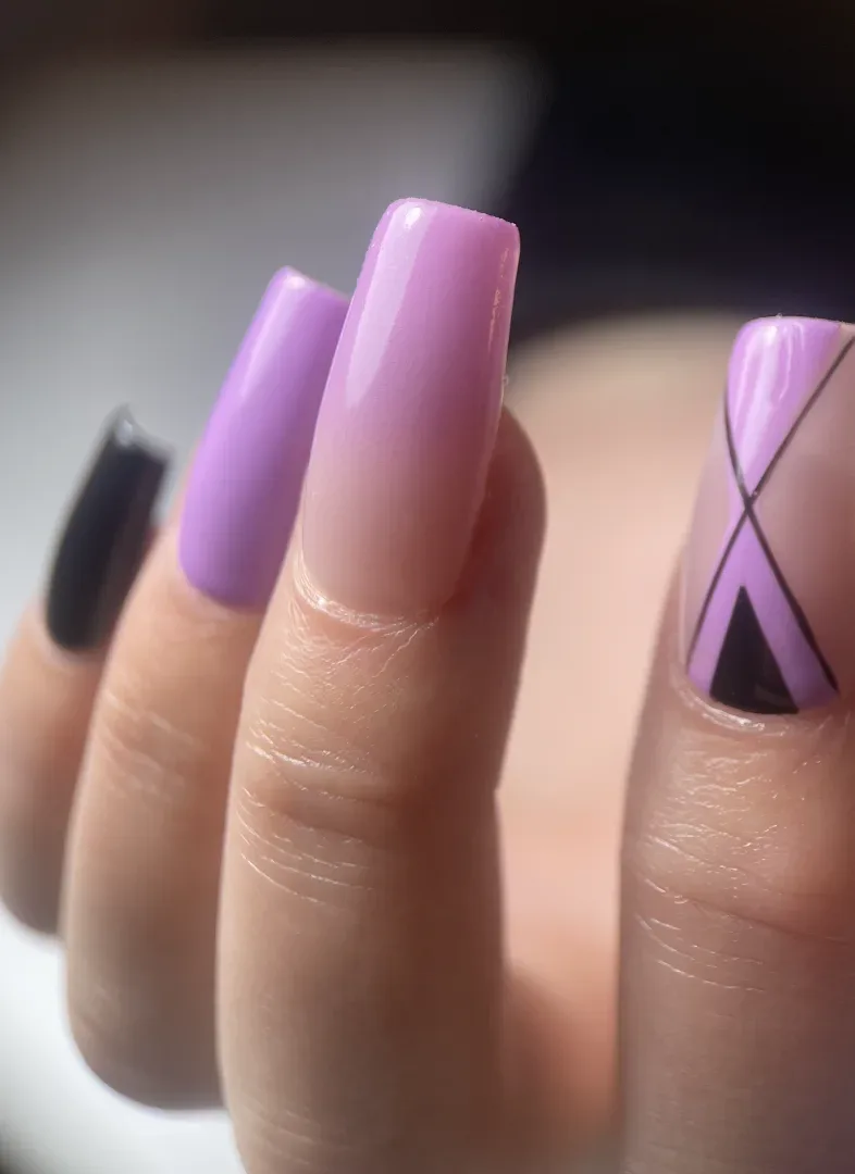 Beauty by LM - Onglerie Breuillet - Beauty by LM - Photo Galerie - OneBooking