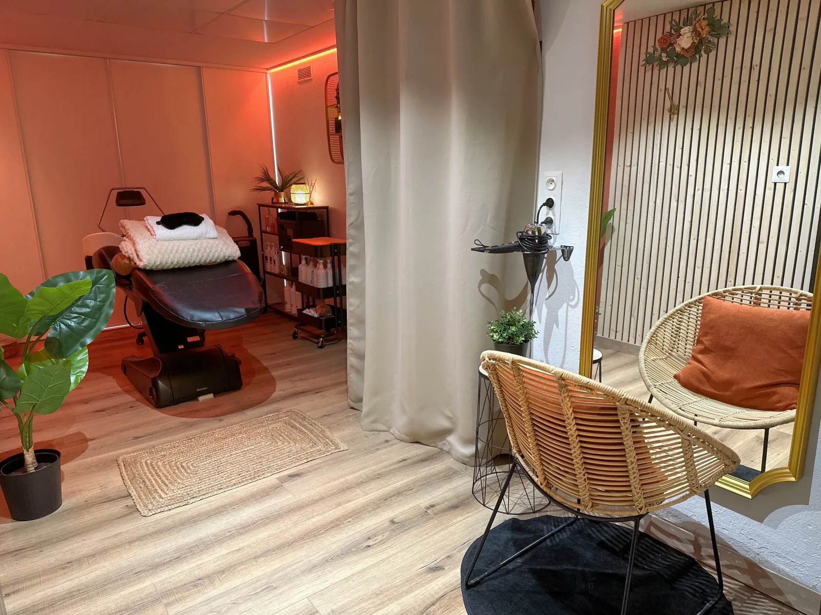 Atelier d‘Axelle - Coiffure Flers - Atelier d‘Axelle - Photo Galerie - OneBooking
