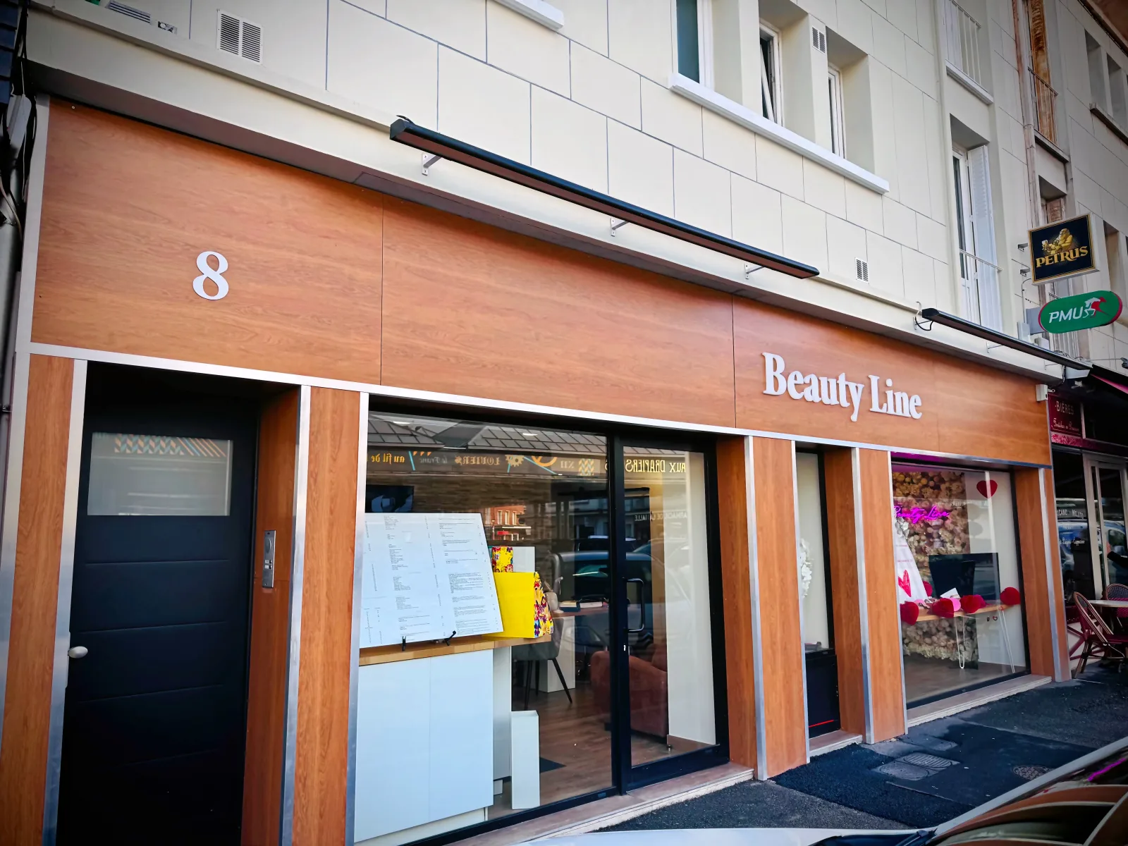 Beauty Line Esthétique - Onglerie Louviers - Beauty Line Esthétique - Photo Galerie - OneBooking