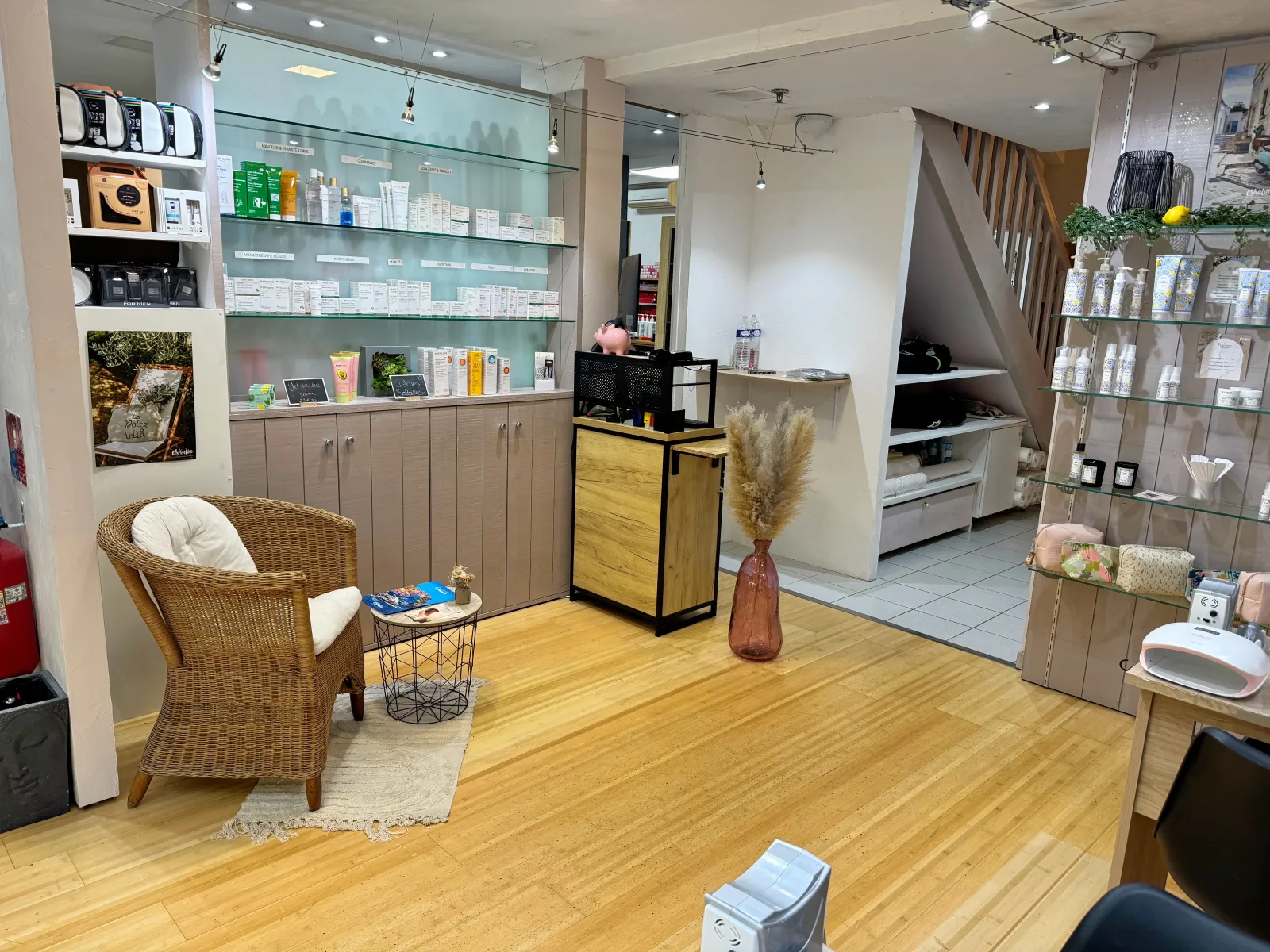Top Coiffure - Nymphea - Coiffure Villefranche-de-Rouergue - Top Coiffure - Nymphea - Photo Galerie - OneBooking